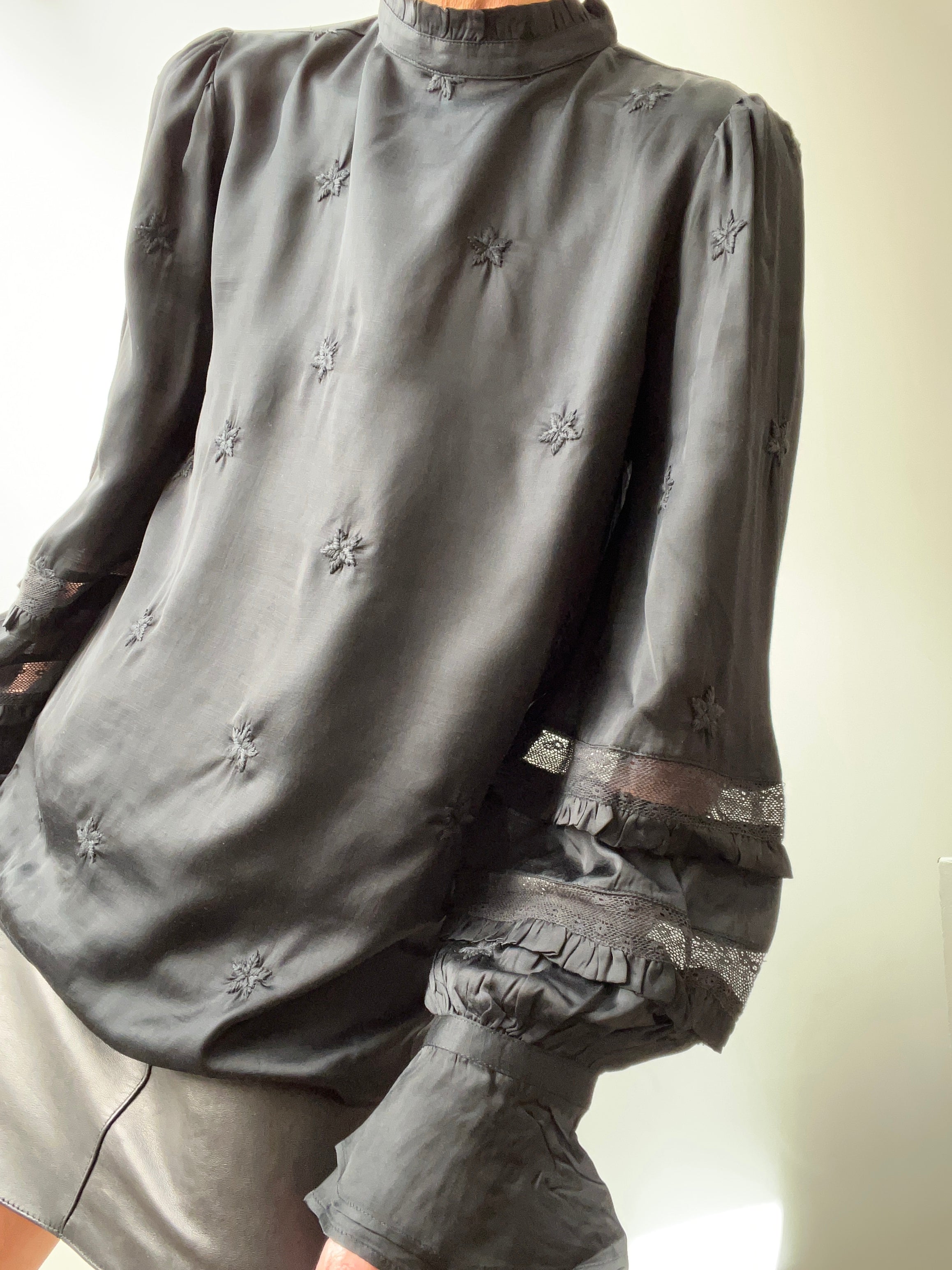 Fabienne Chapot Leo Blouse Black | Blouses