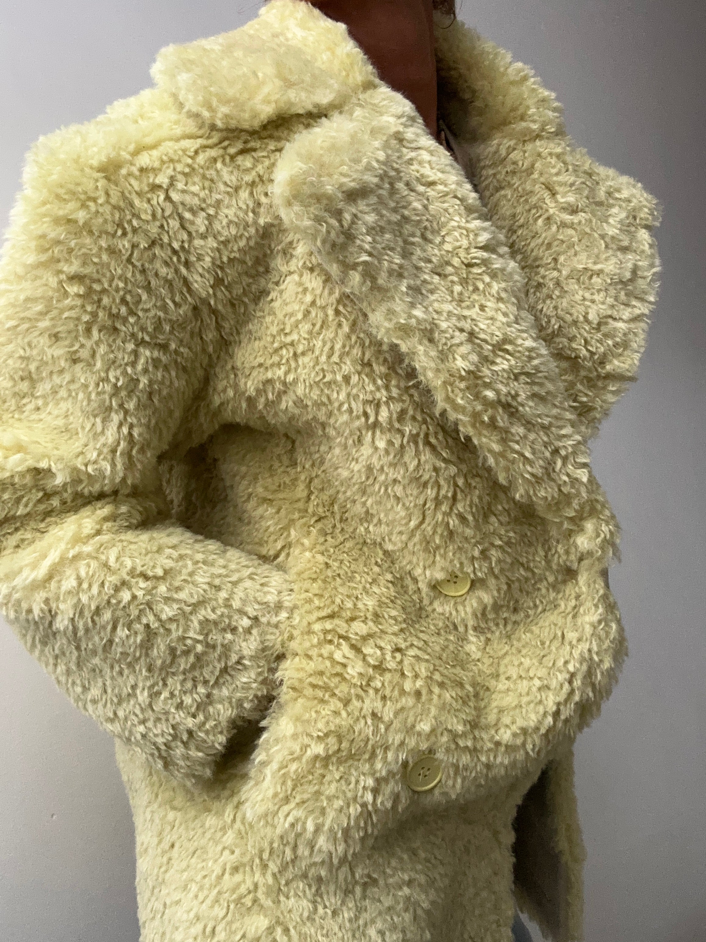 Future Nomads Jackets One Size Fluffy Jacket Lime