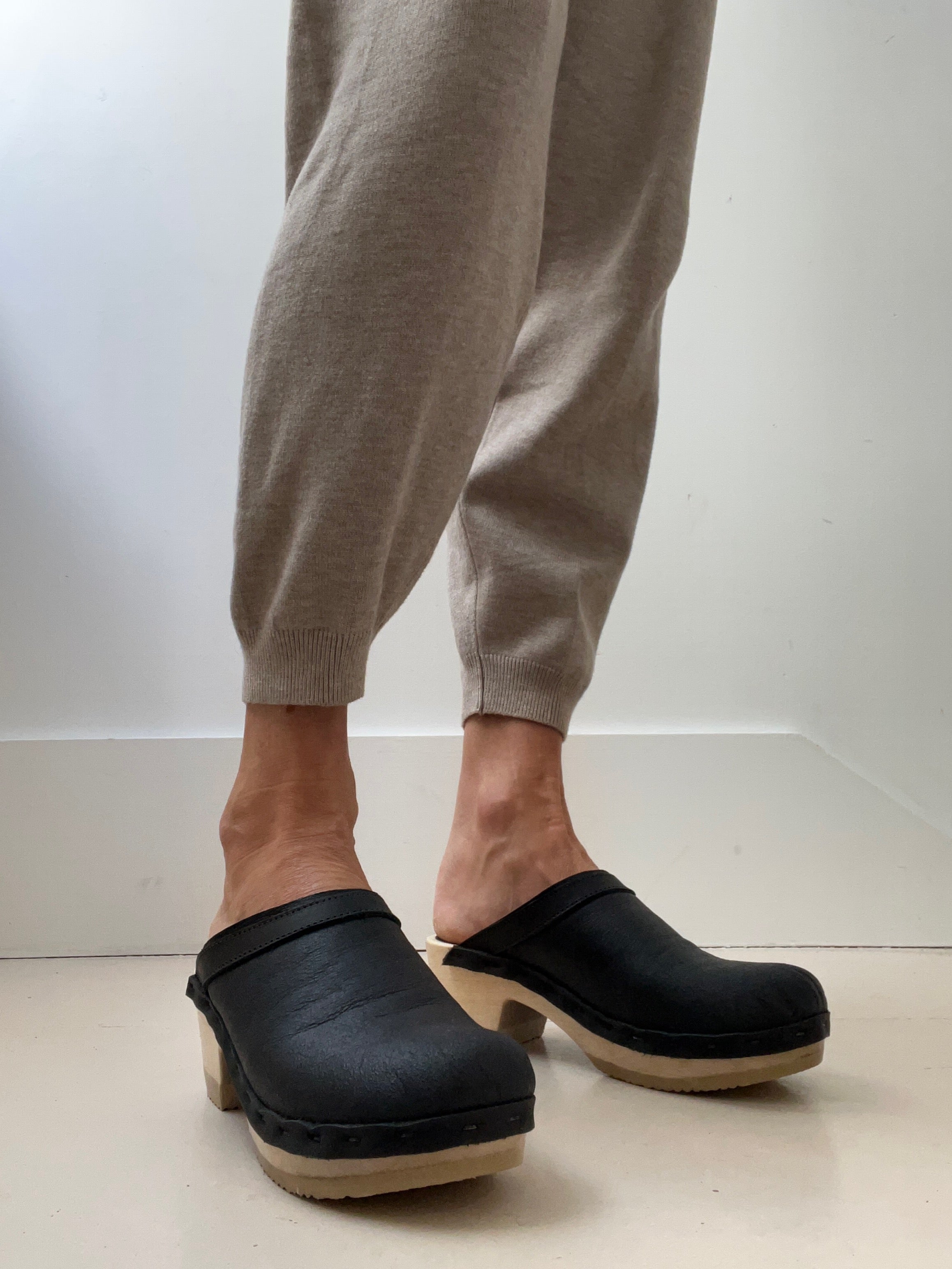 No. 6 Dakota Shearling Clog | Shoes