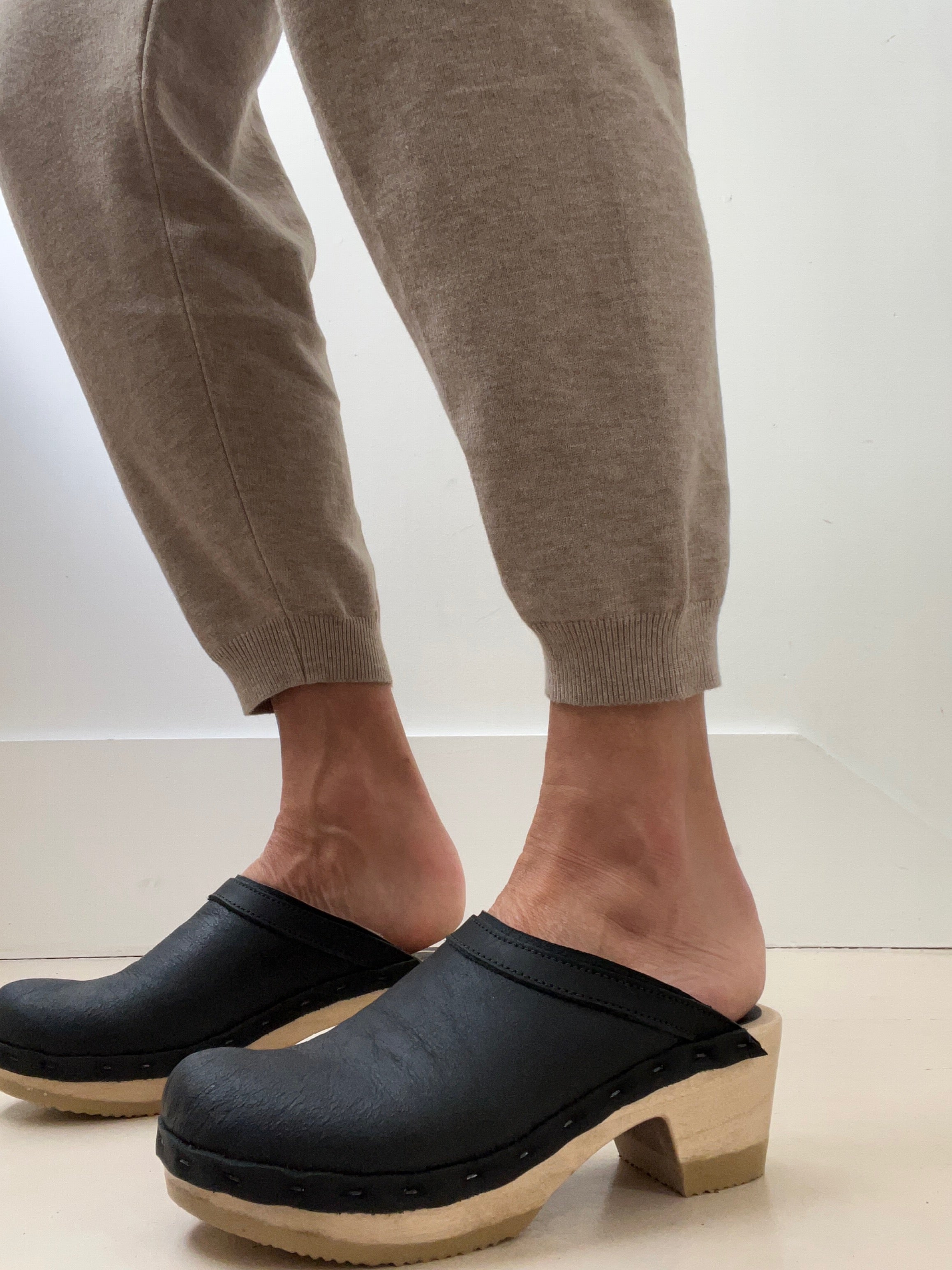No. 6 Dakota Shearling Clog | Shoes