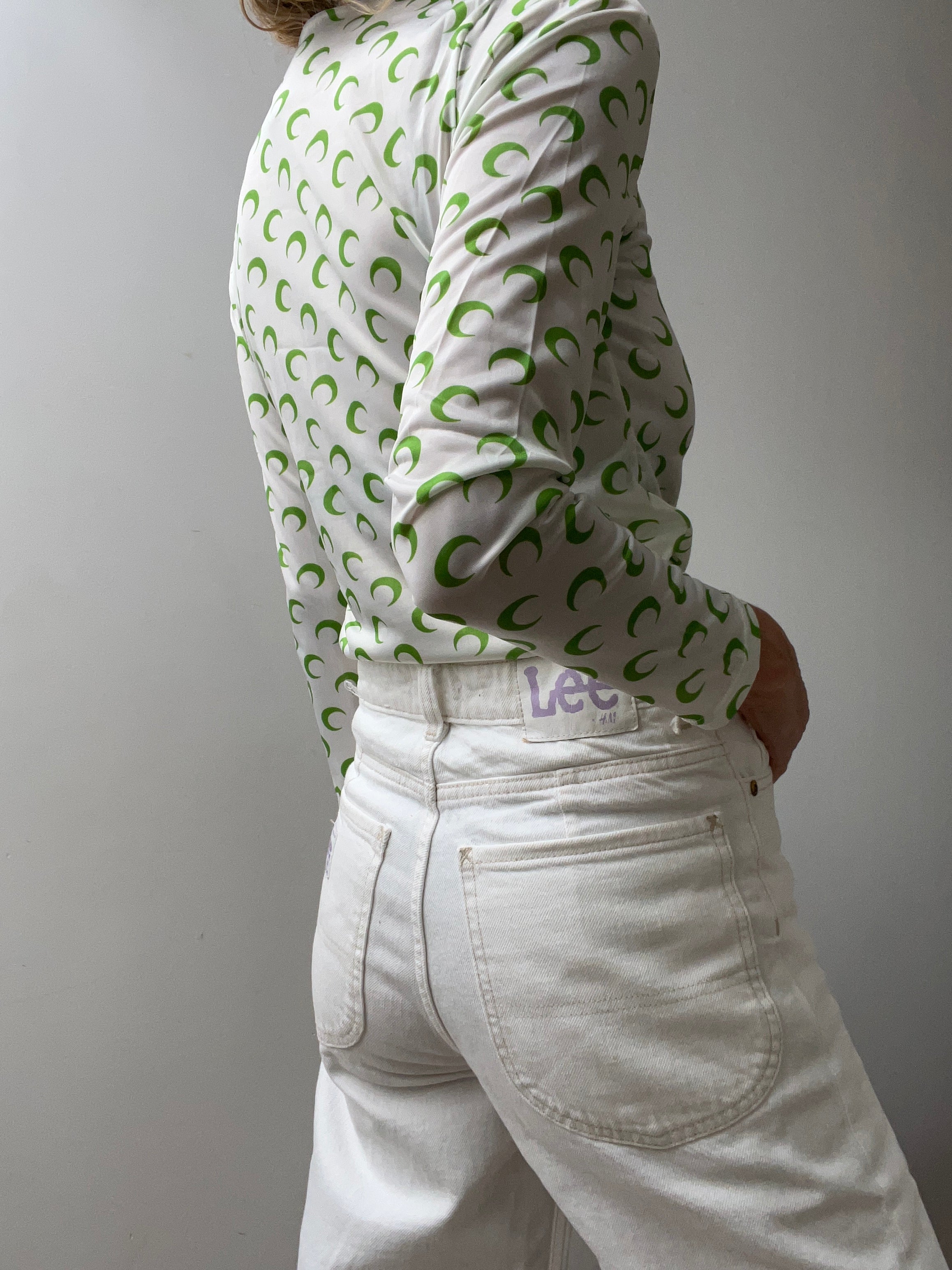 Crescent Moon Top White With Green | Tops