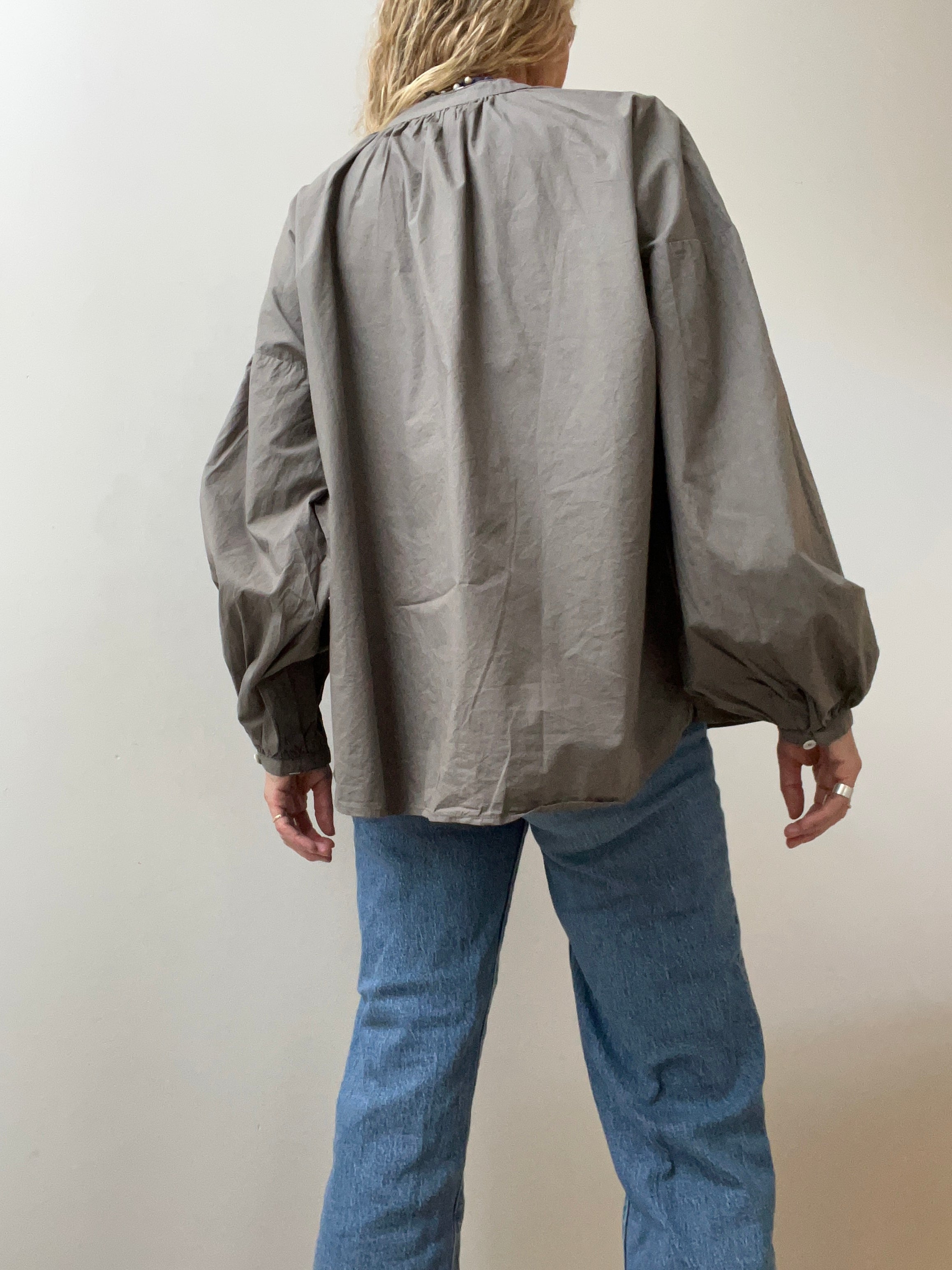 Skall Studio Cilla Shirt Dark Grey | Shirts
