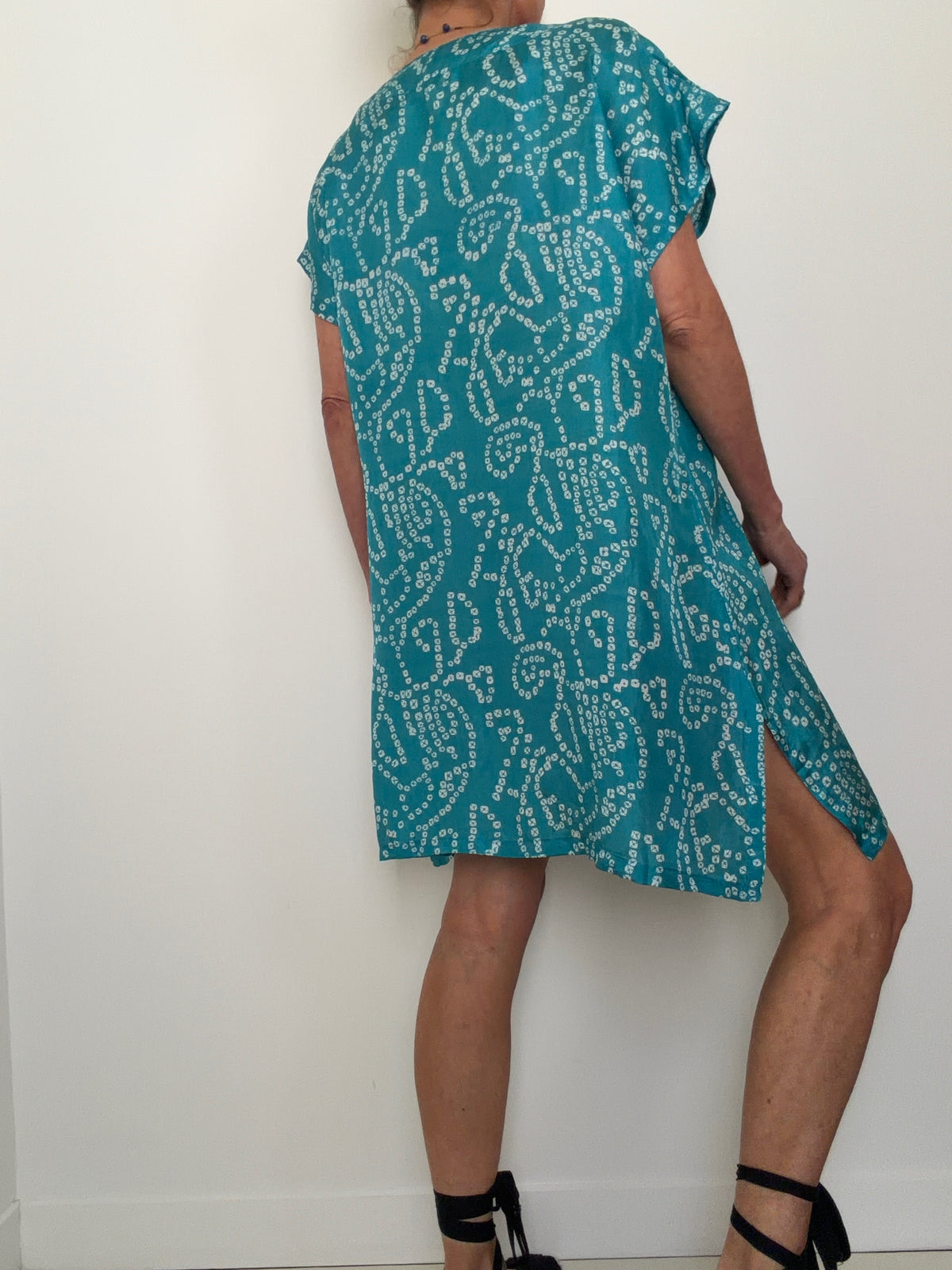 Bandhani Silk Kaftan Aqua