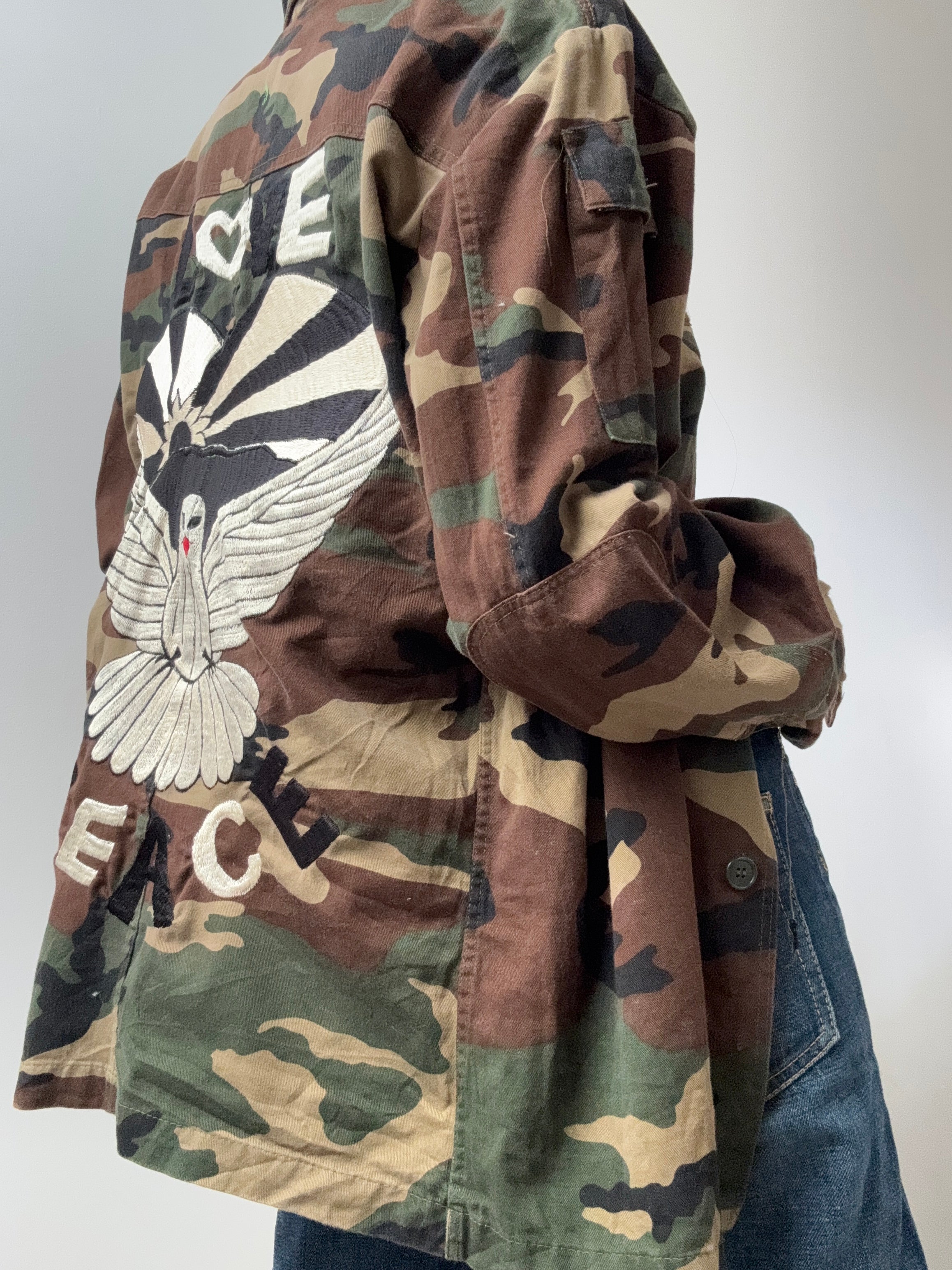 Camo Peace & Love AW254 | Shirts