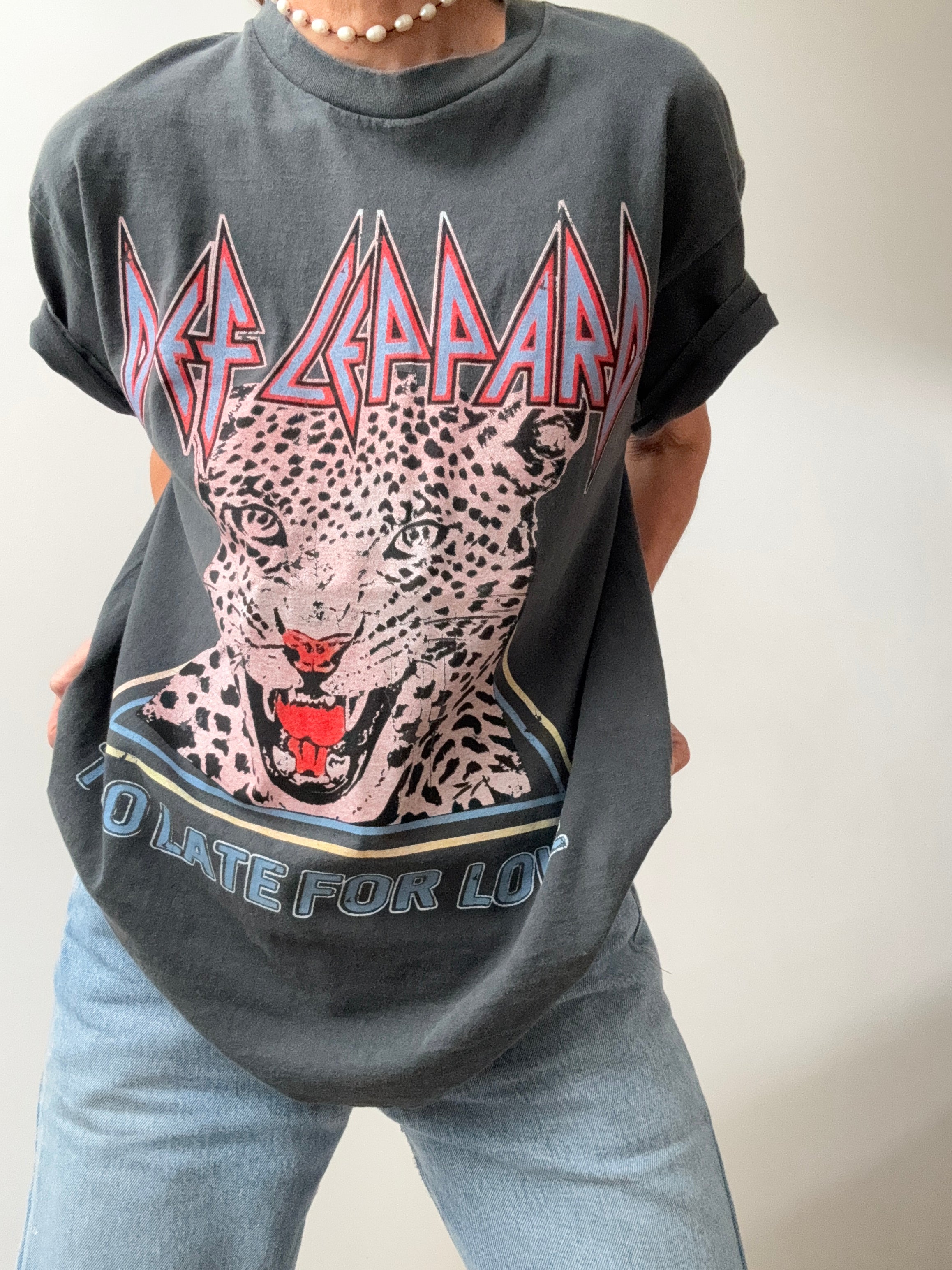 Def Leppard Vintage Style Tee