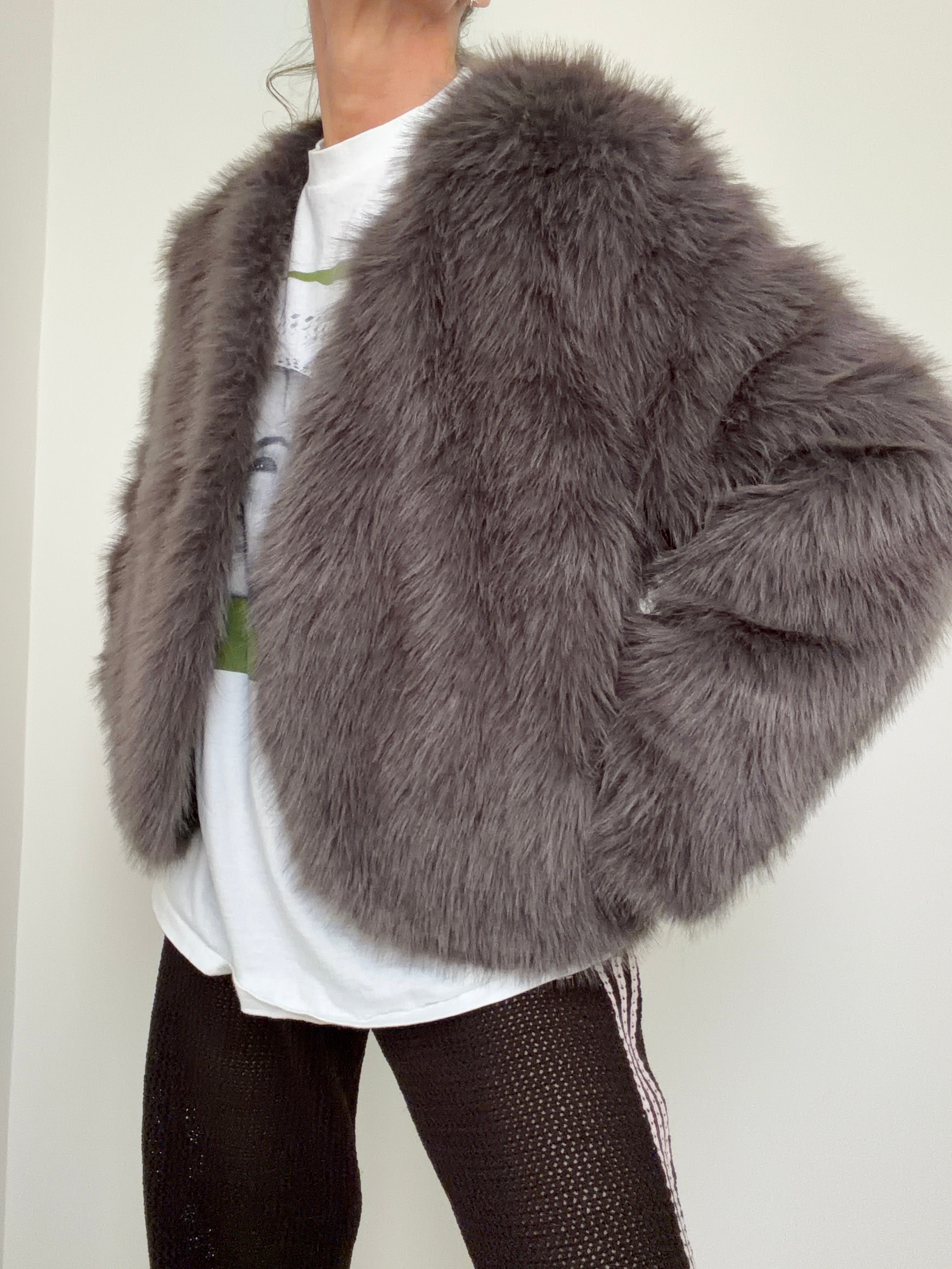 Cropped Smokey Fur