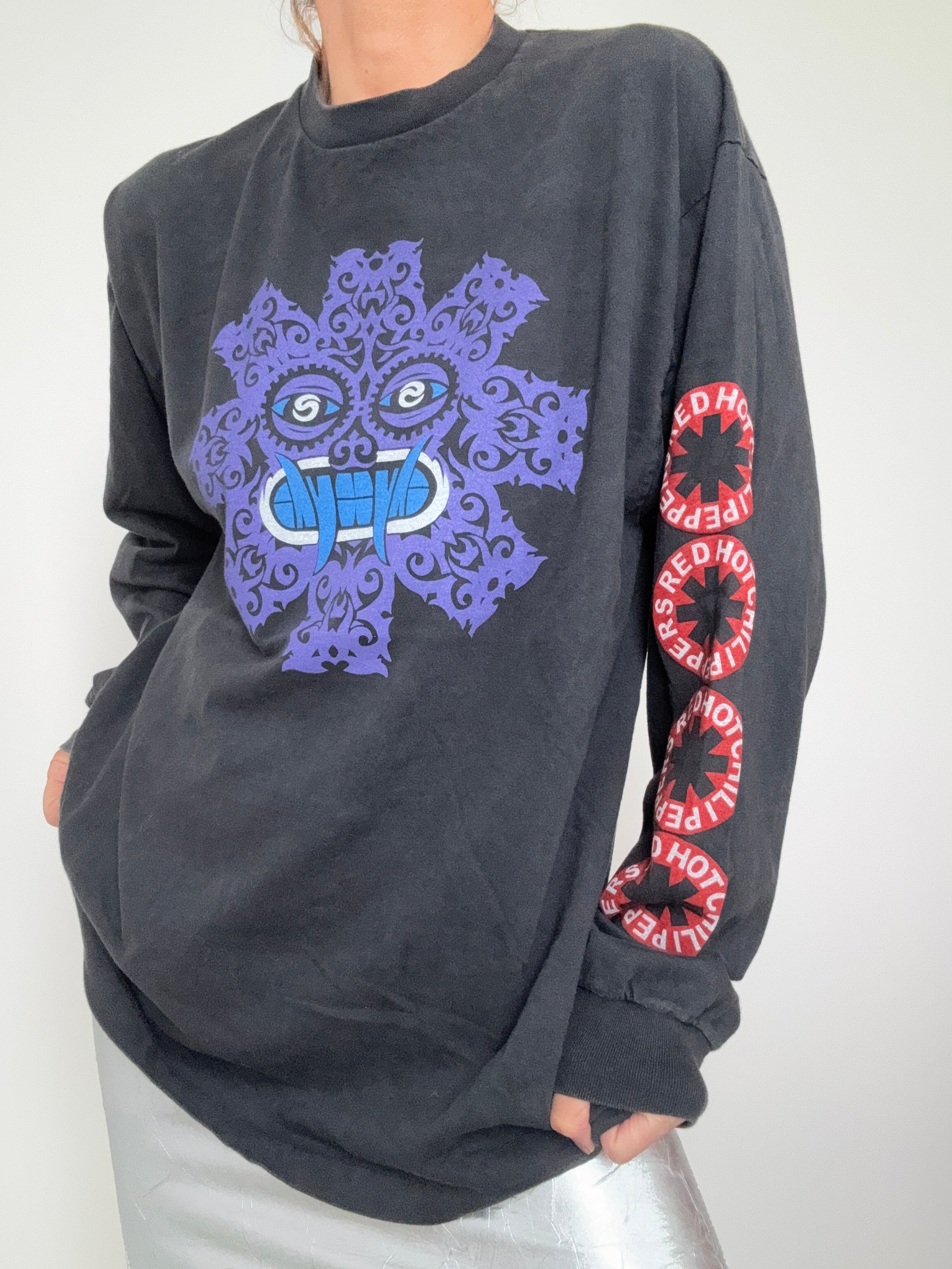 Vintage Style Aztec Chilli Longsleeve | T-Shirts