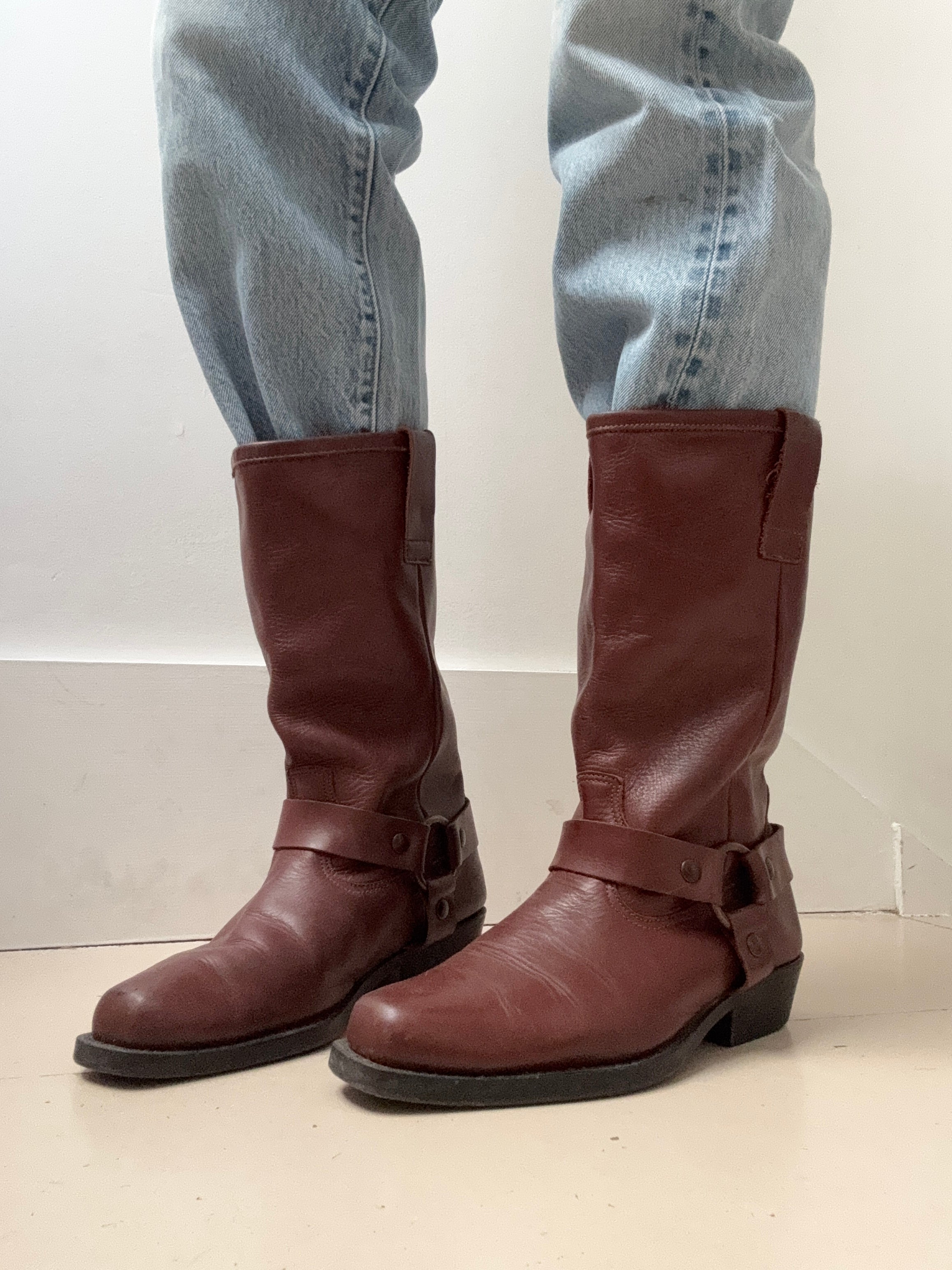 Blackside Motor Boots