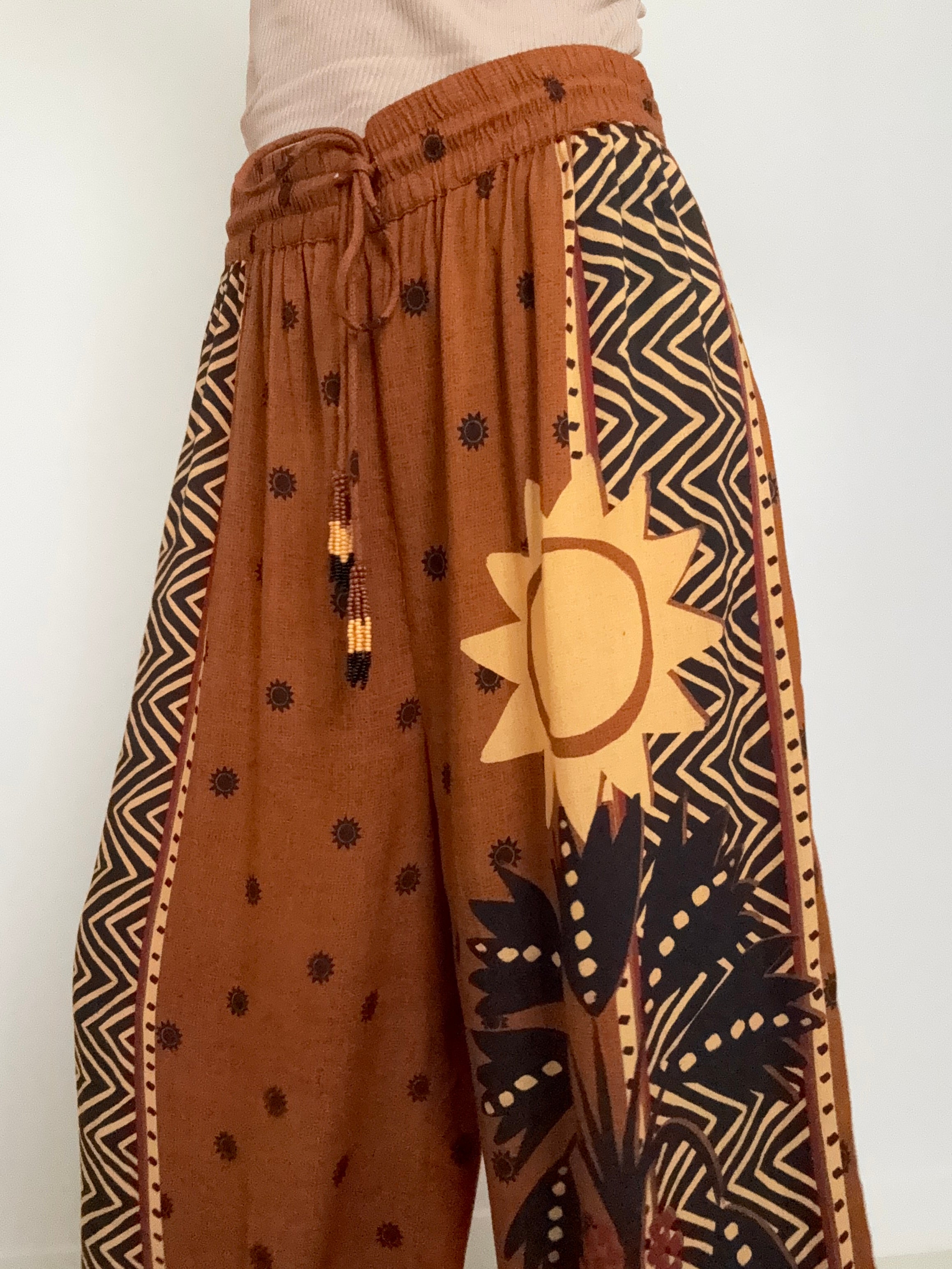 Tropical Sun Printed Balloon Pants Tan