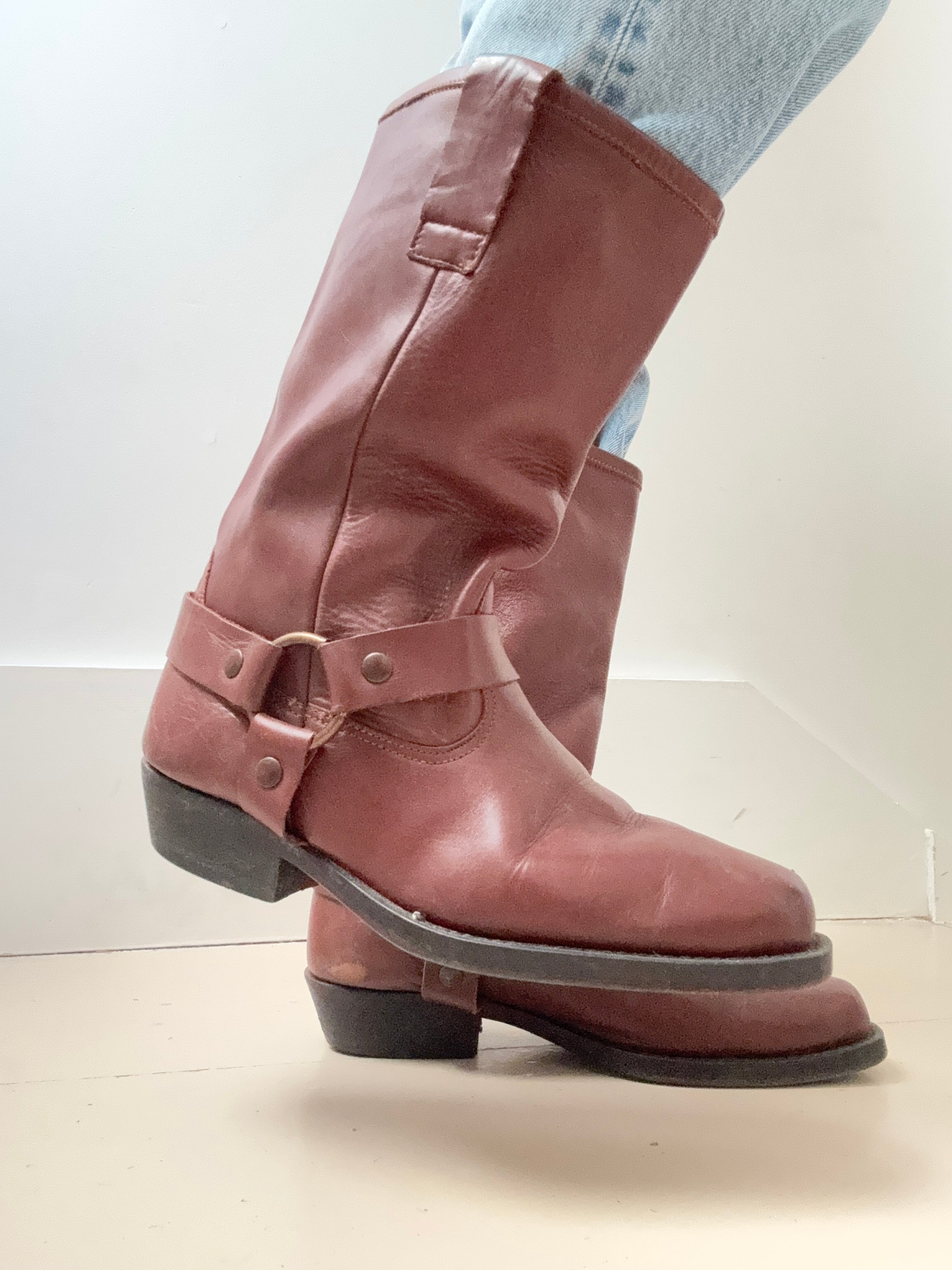Blackside Motor Boots