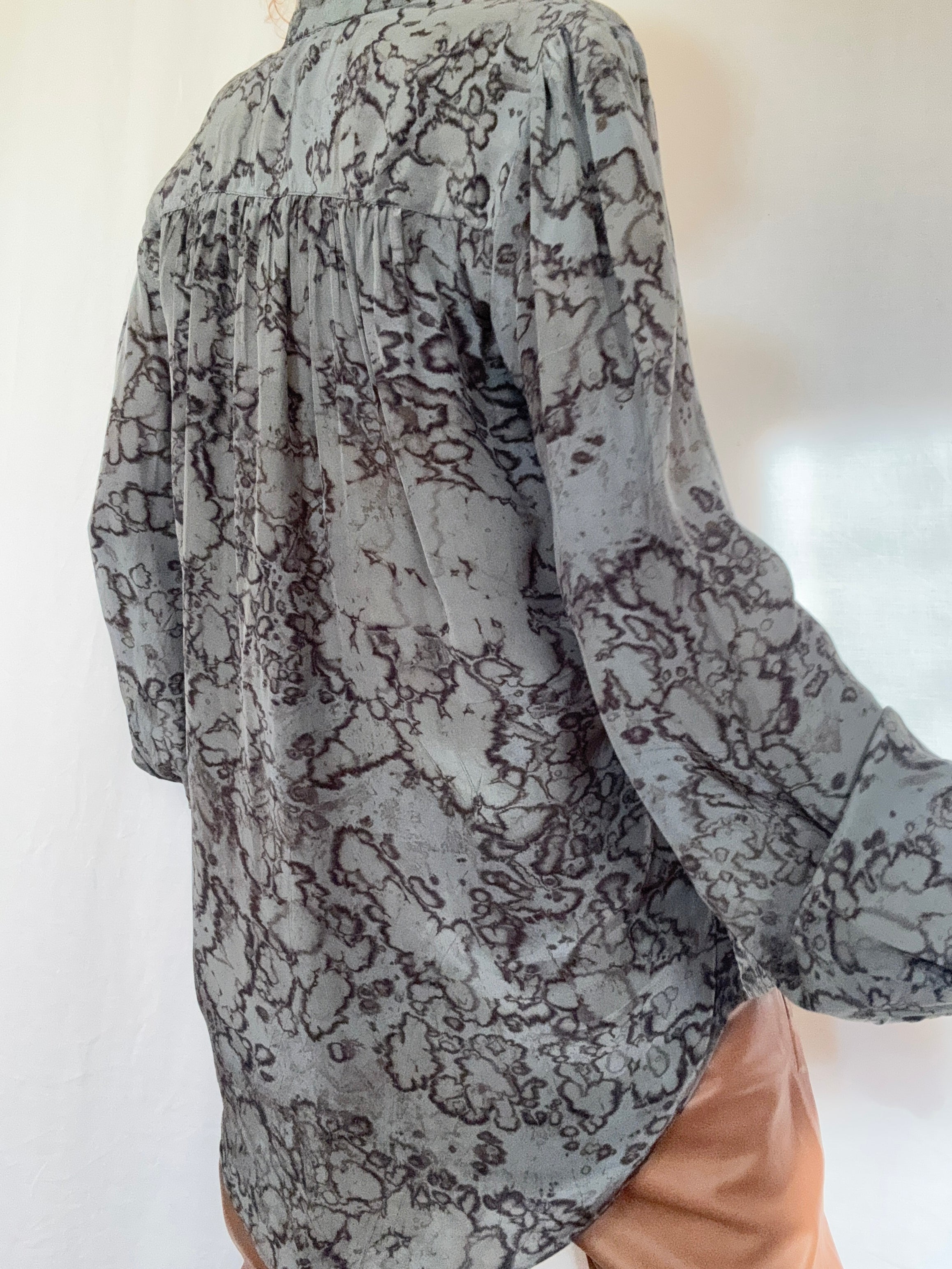 Glory Blouse Grey Marble