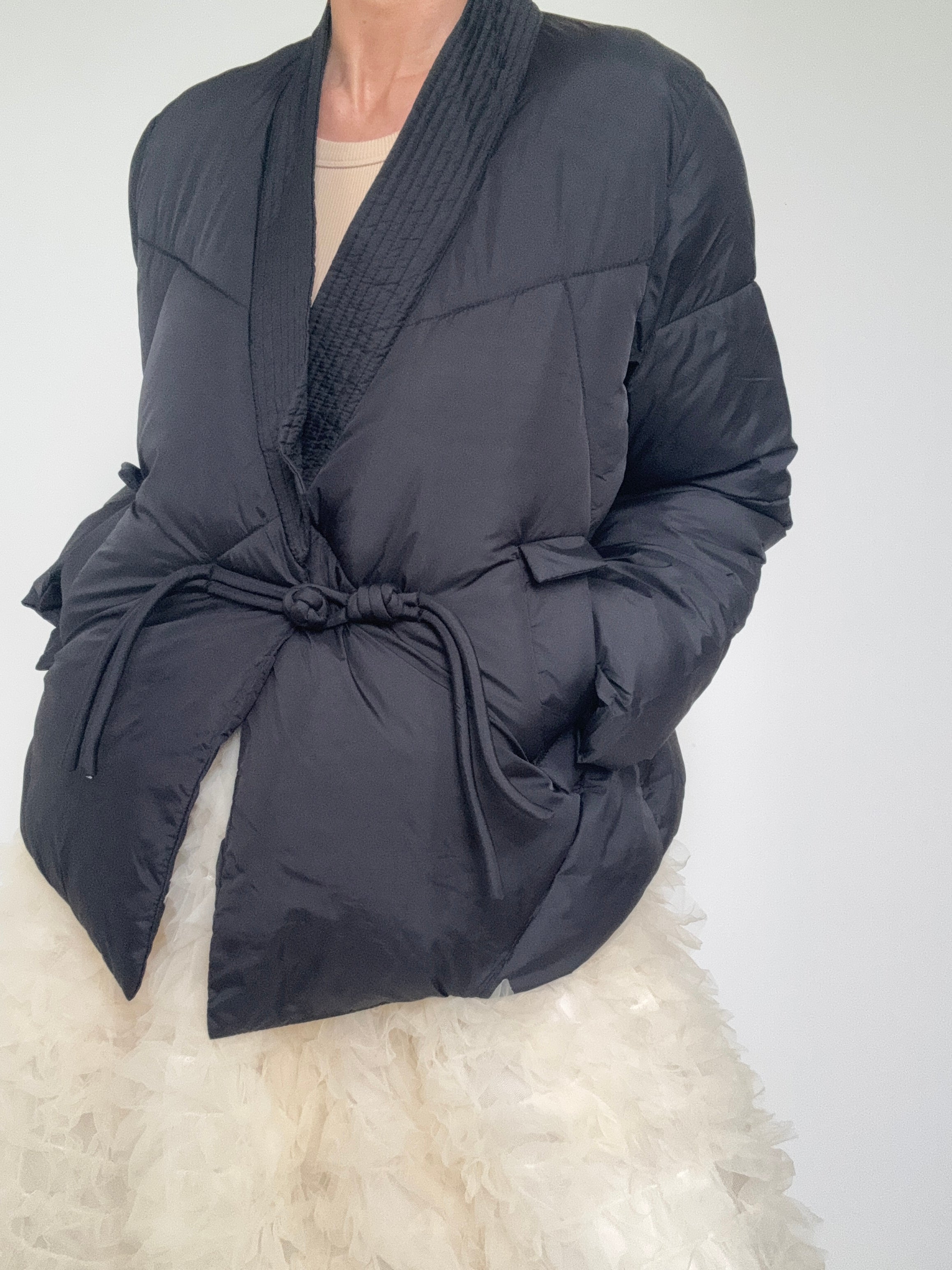 Knotted Button Kimono Jacket Black