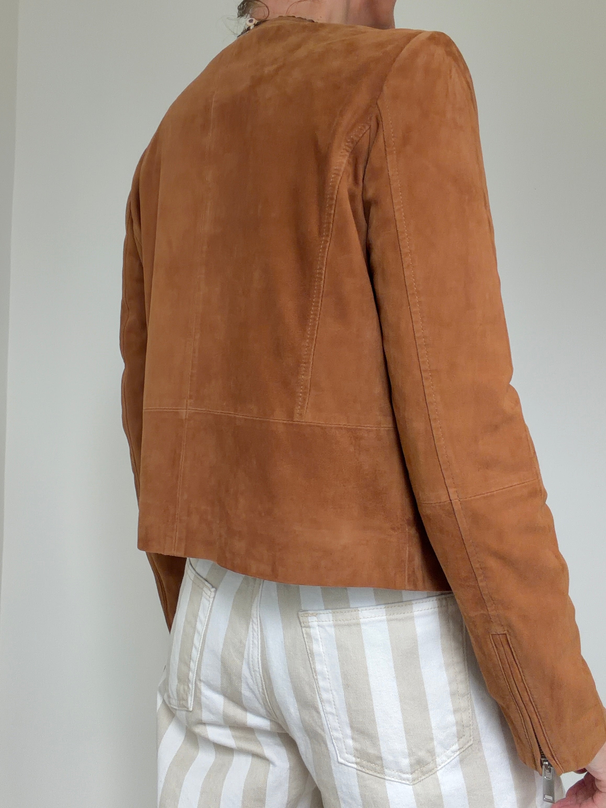 Suede Round Neck Fitted Jacket