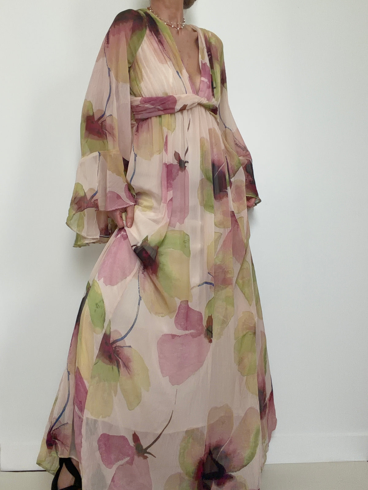 Fluted Sleeve Twist Front Maxi
