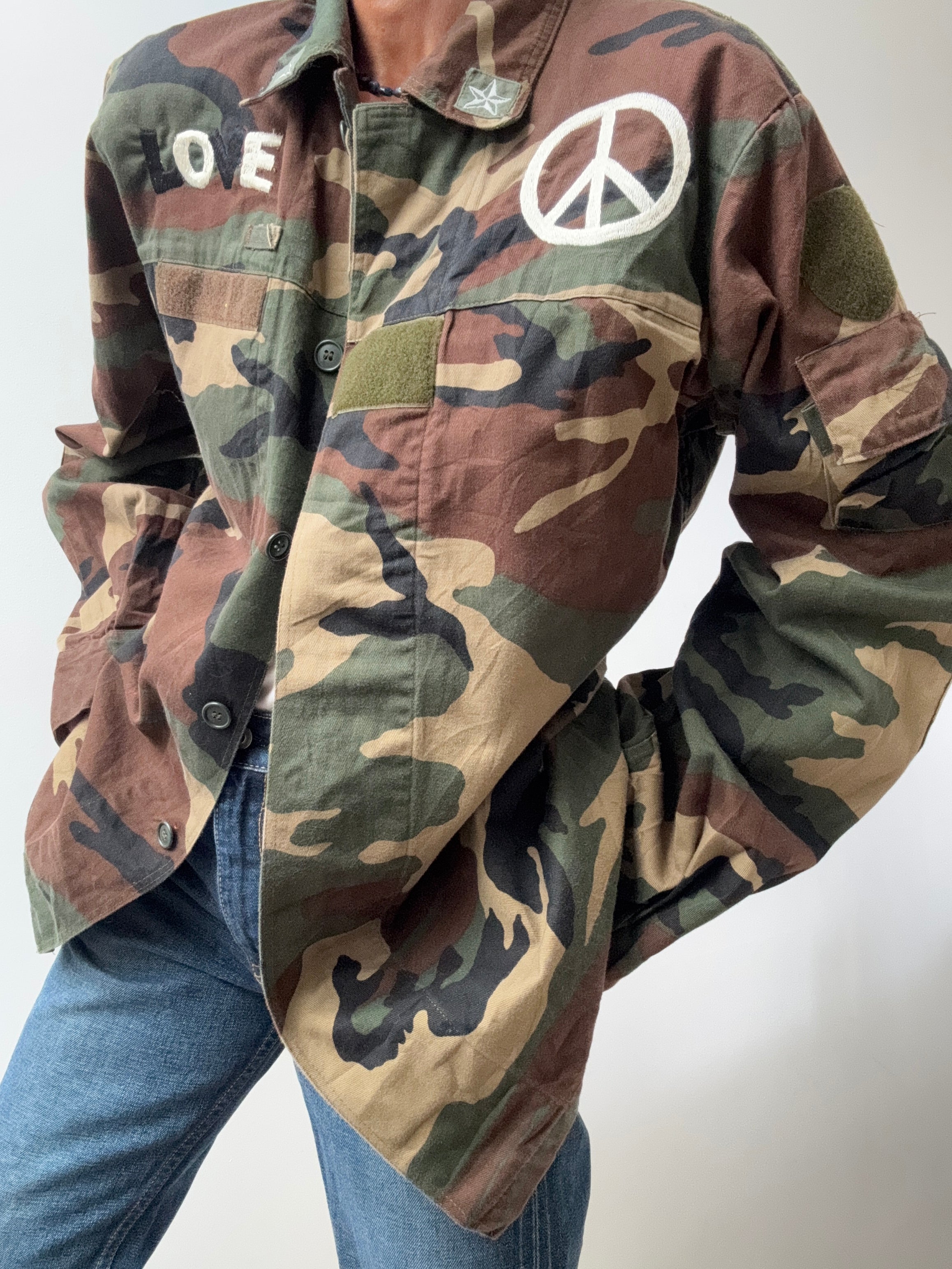 Camo Peace & Love AW254 | Shirts