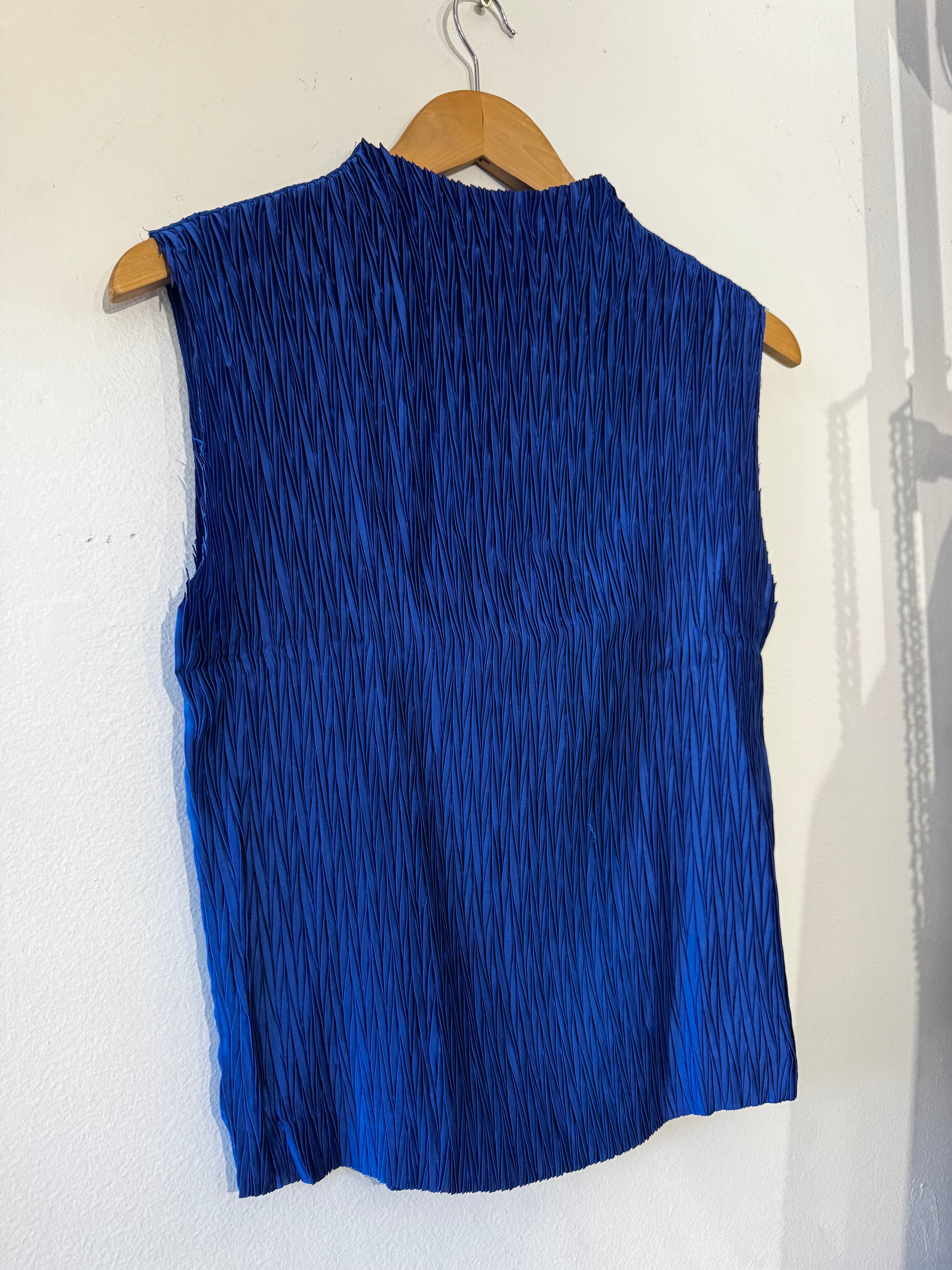 High Neck Crinkle Top Cerulean | Tops