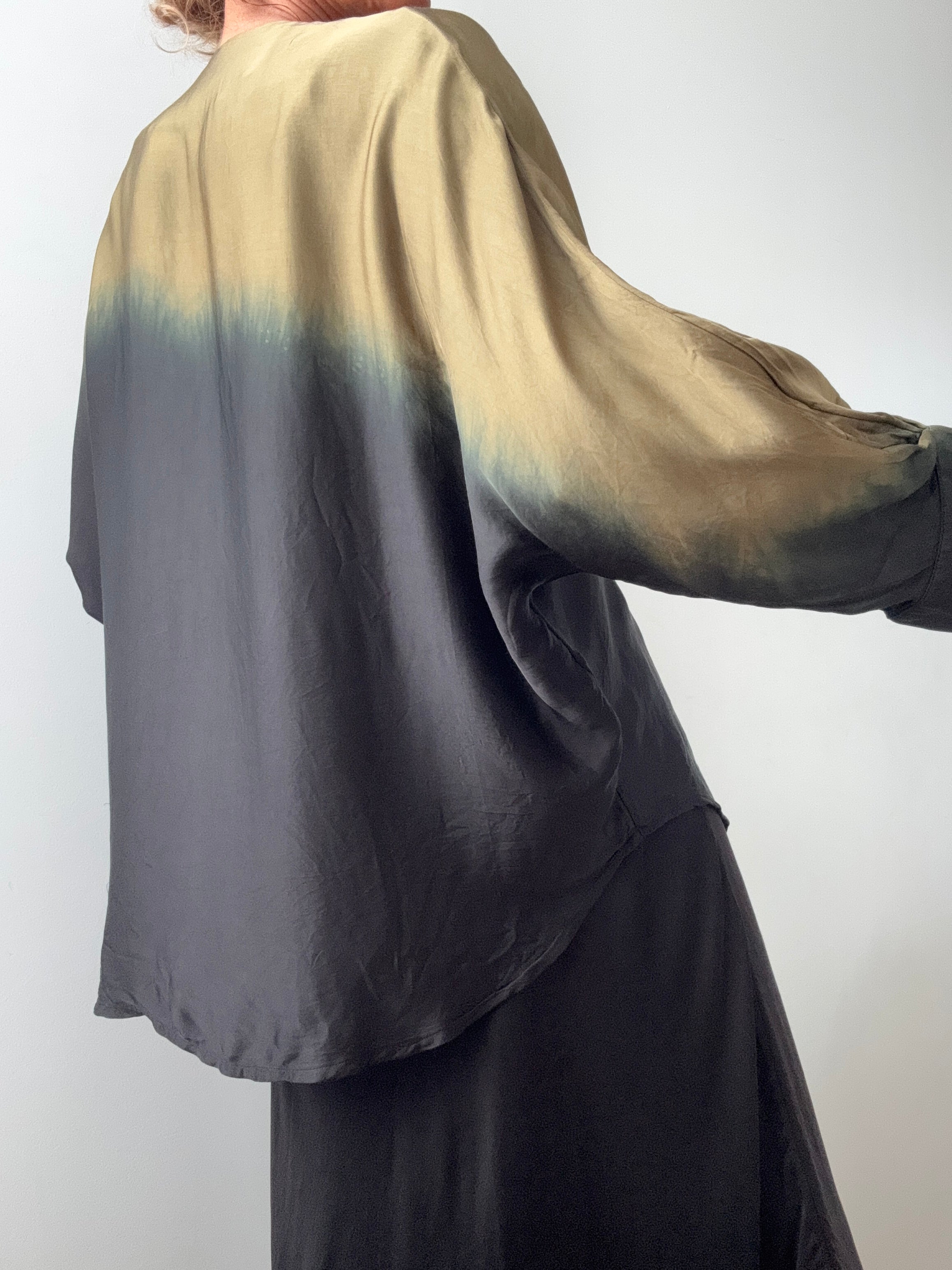 Carin Blouse Khaki Green | Blouses
