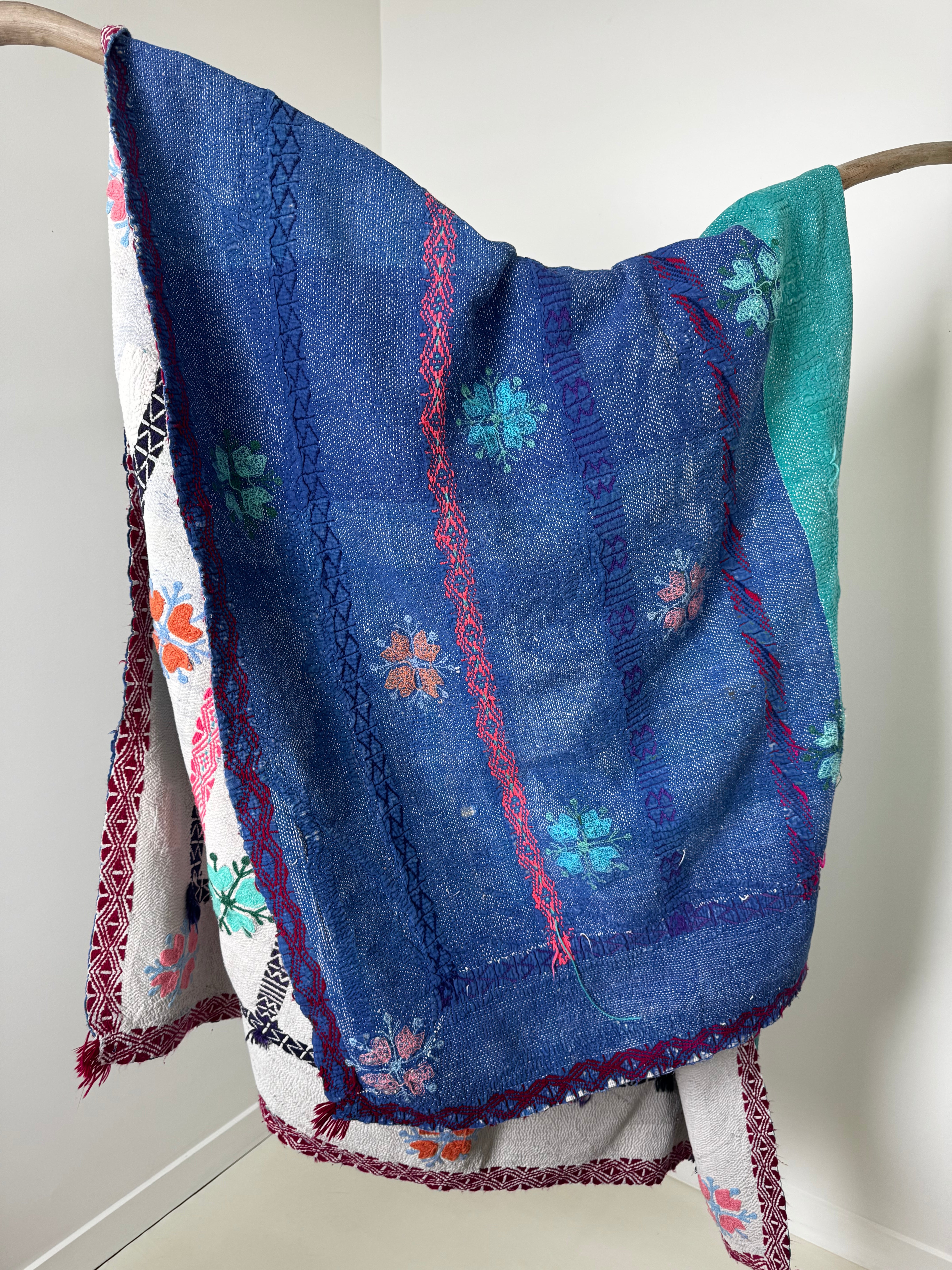 Kantha Quilt Green White Floral | Quilts