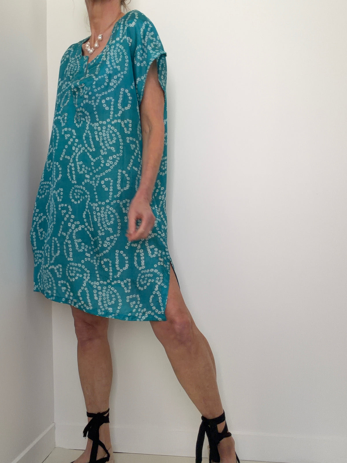 Bandhani Silk Kaftan Aqua