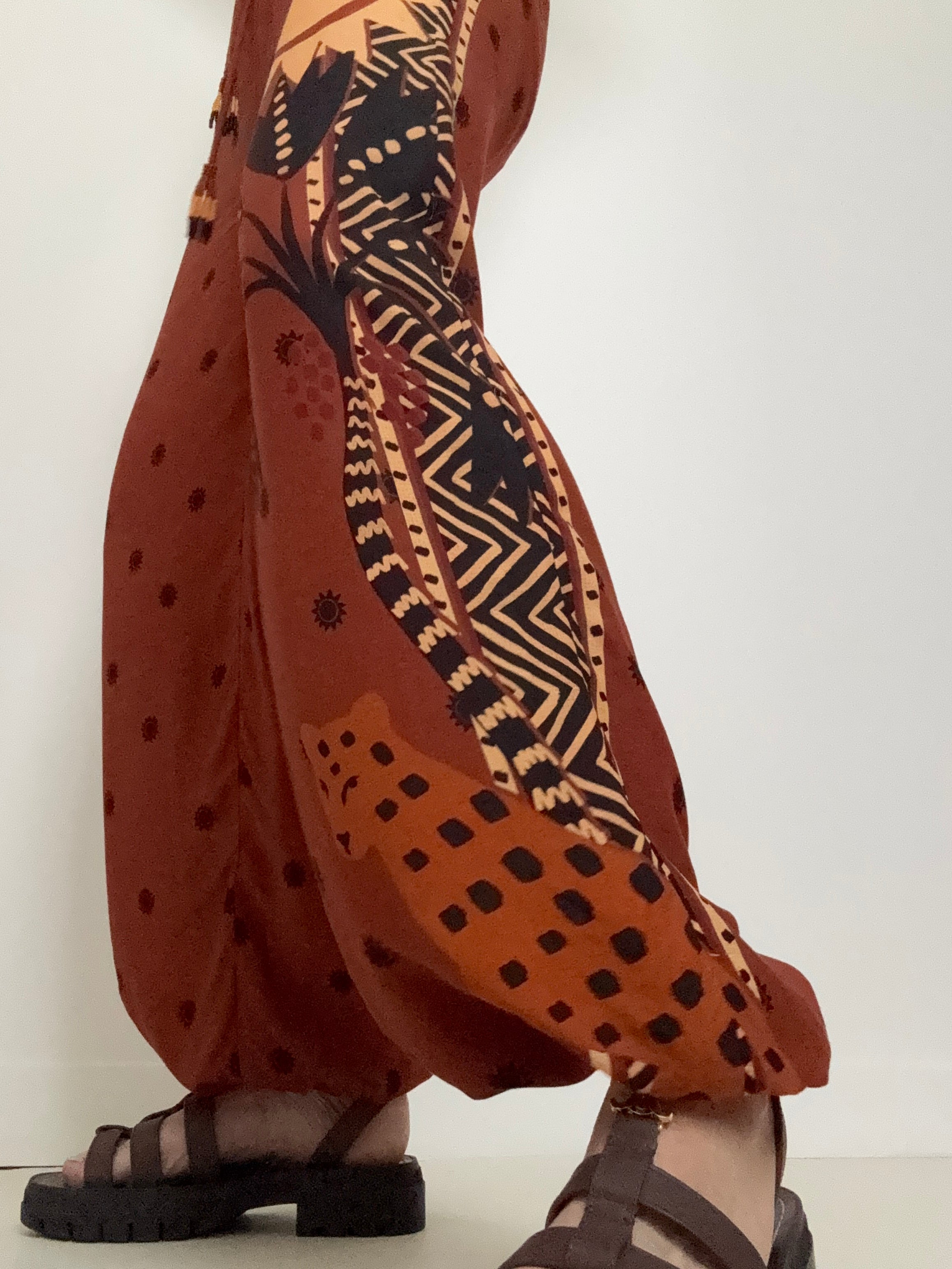 Tropical Sun Printed Balloon Pants Brown
