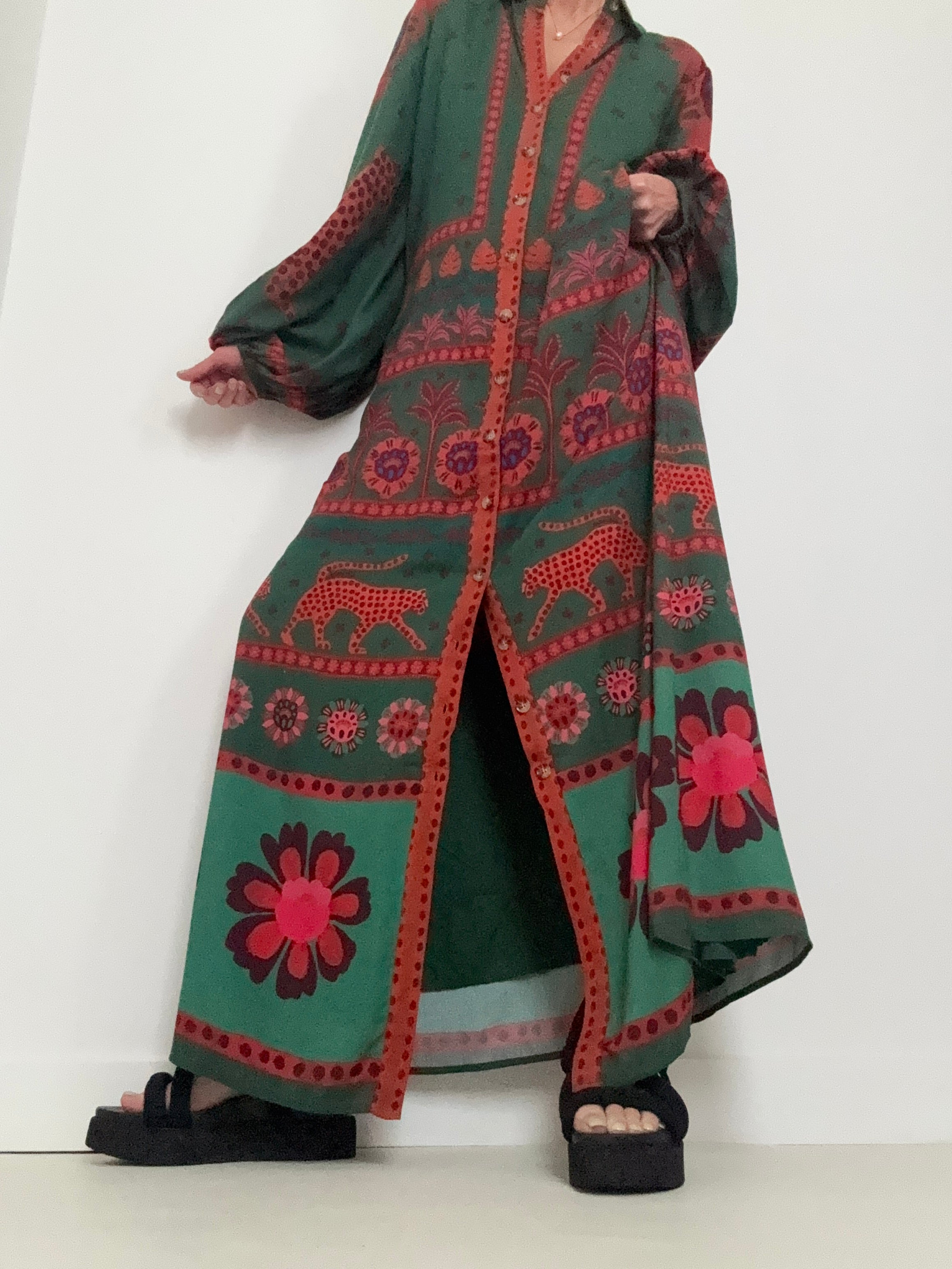 Farm Rio Long Sleeve Maxi Shirtdress Green