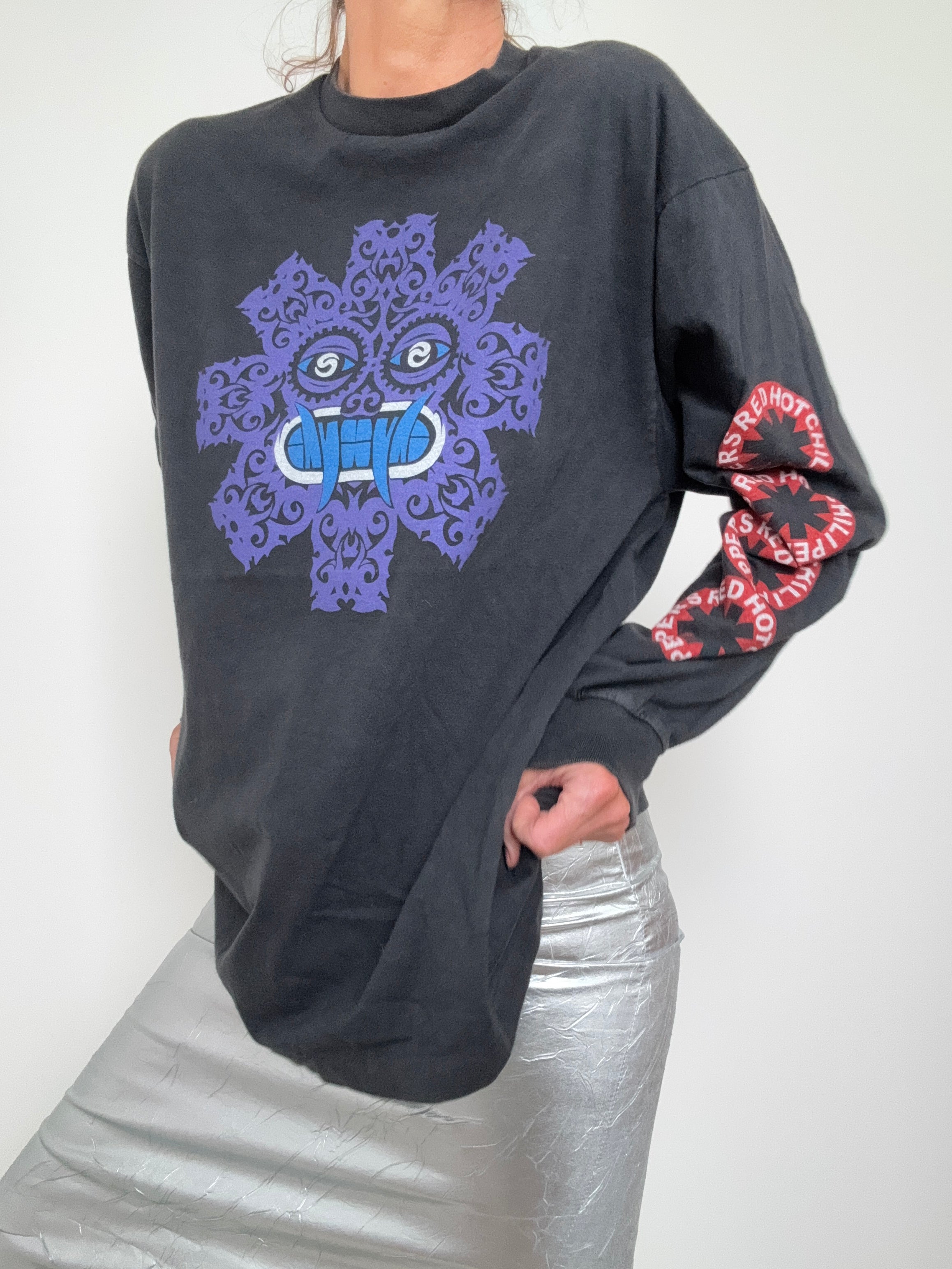 Vintage Style Aztec Chilli Longsleeve | T-Shirts