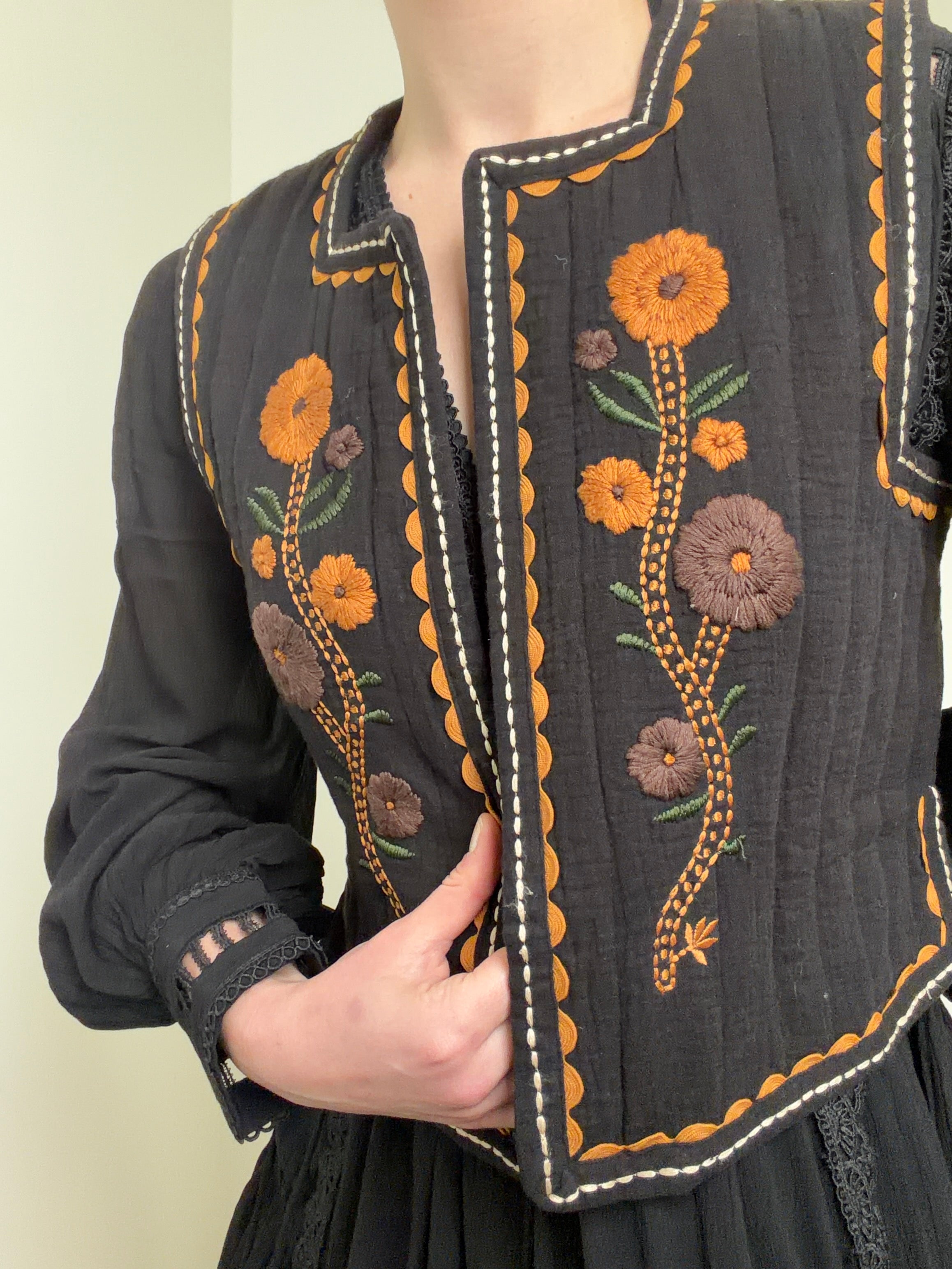 Sun Vest Black