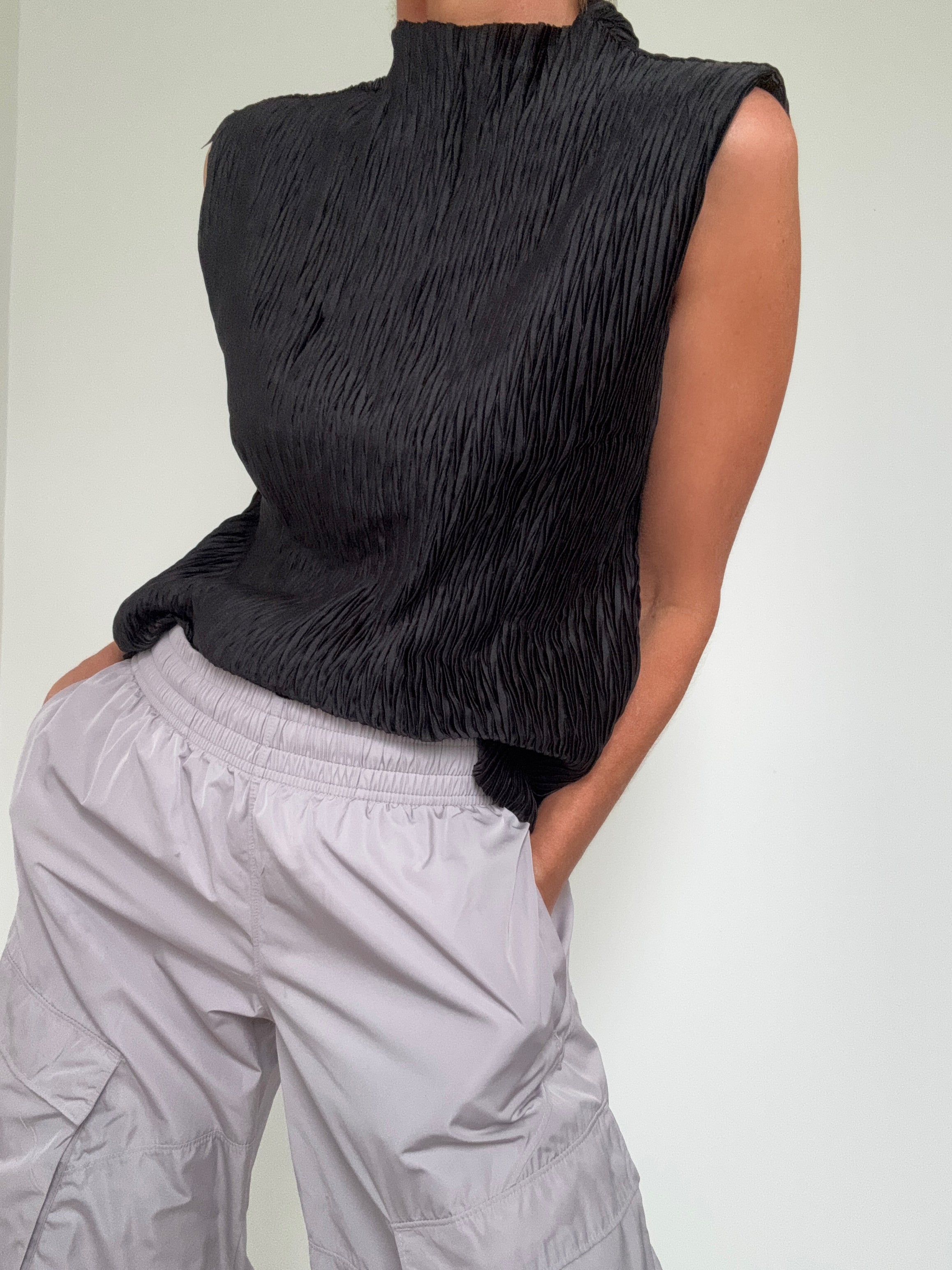 DKNY Tops High Neck Crinkle Top Noir