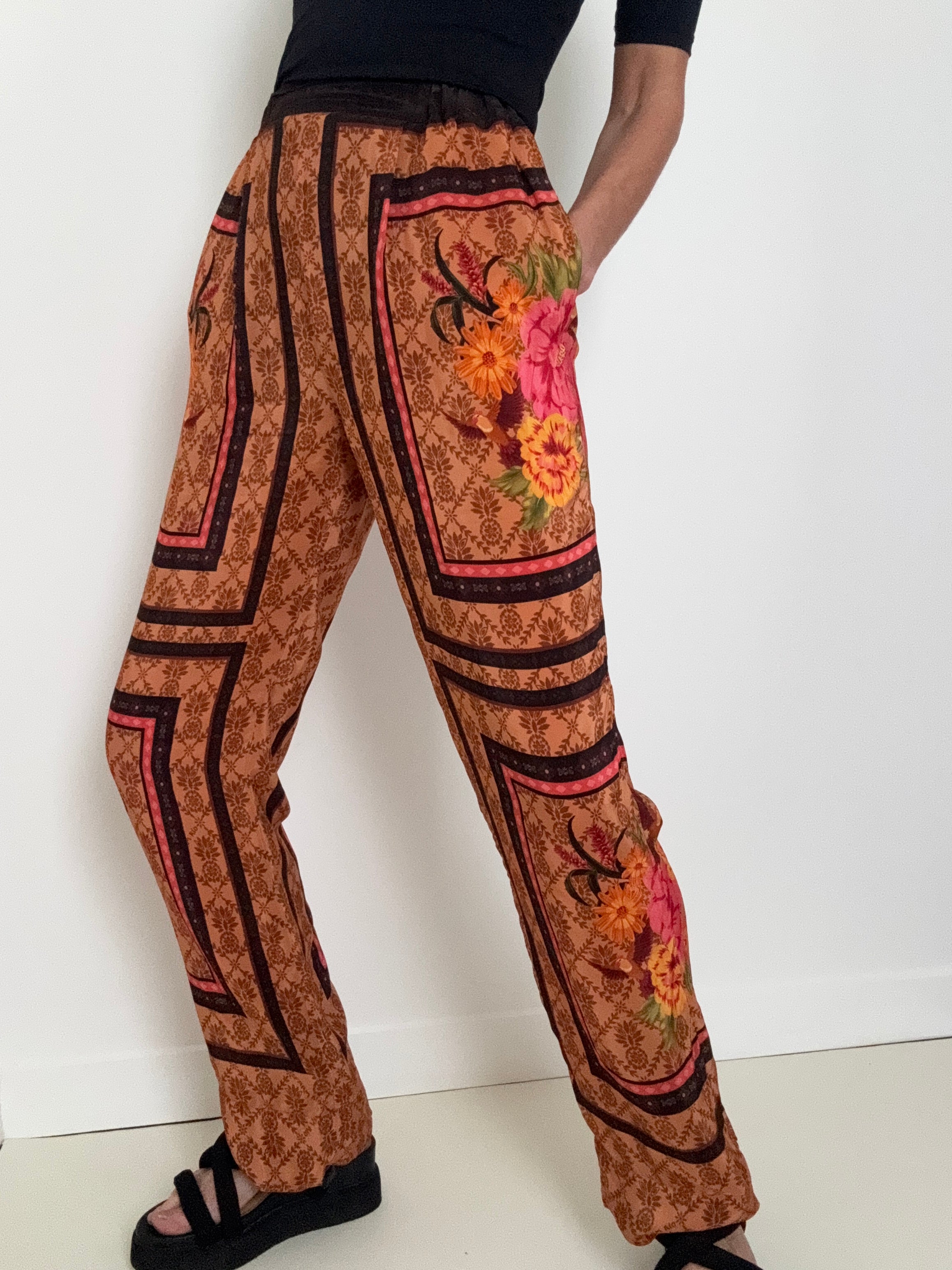Farm Rio Pants Brown Charming Garden Scarve Pants
