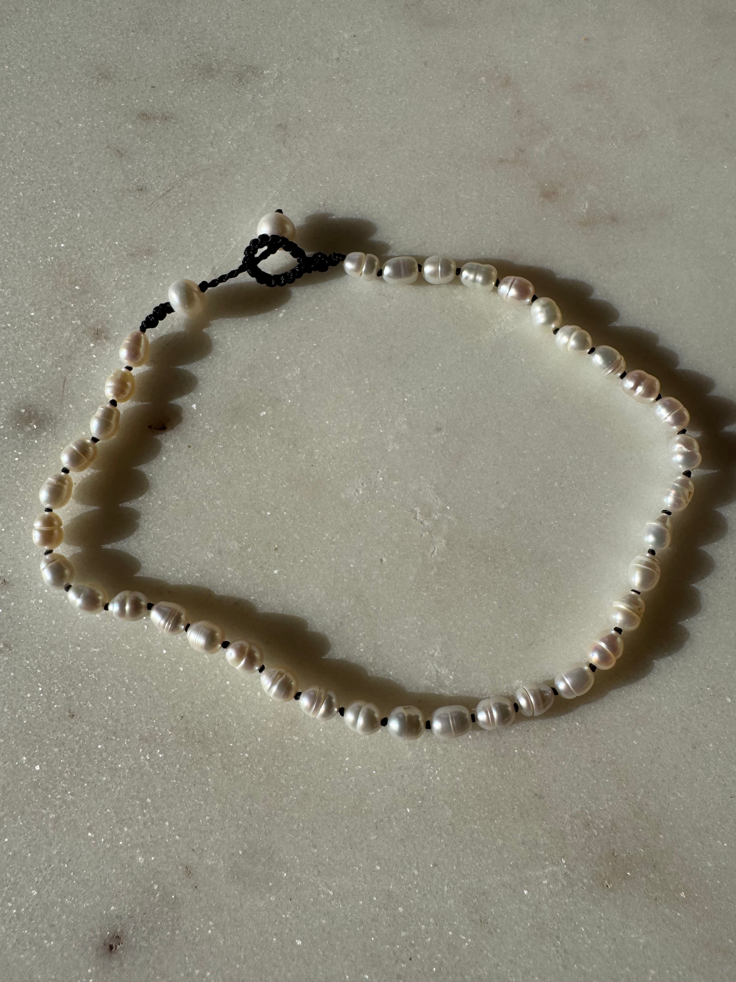 Future Nomads Anklets Black Pearl Anklet Small Pearls