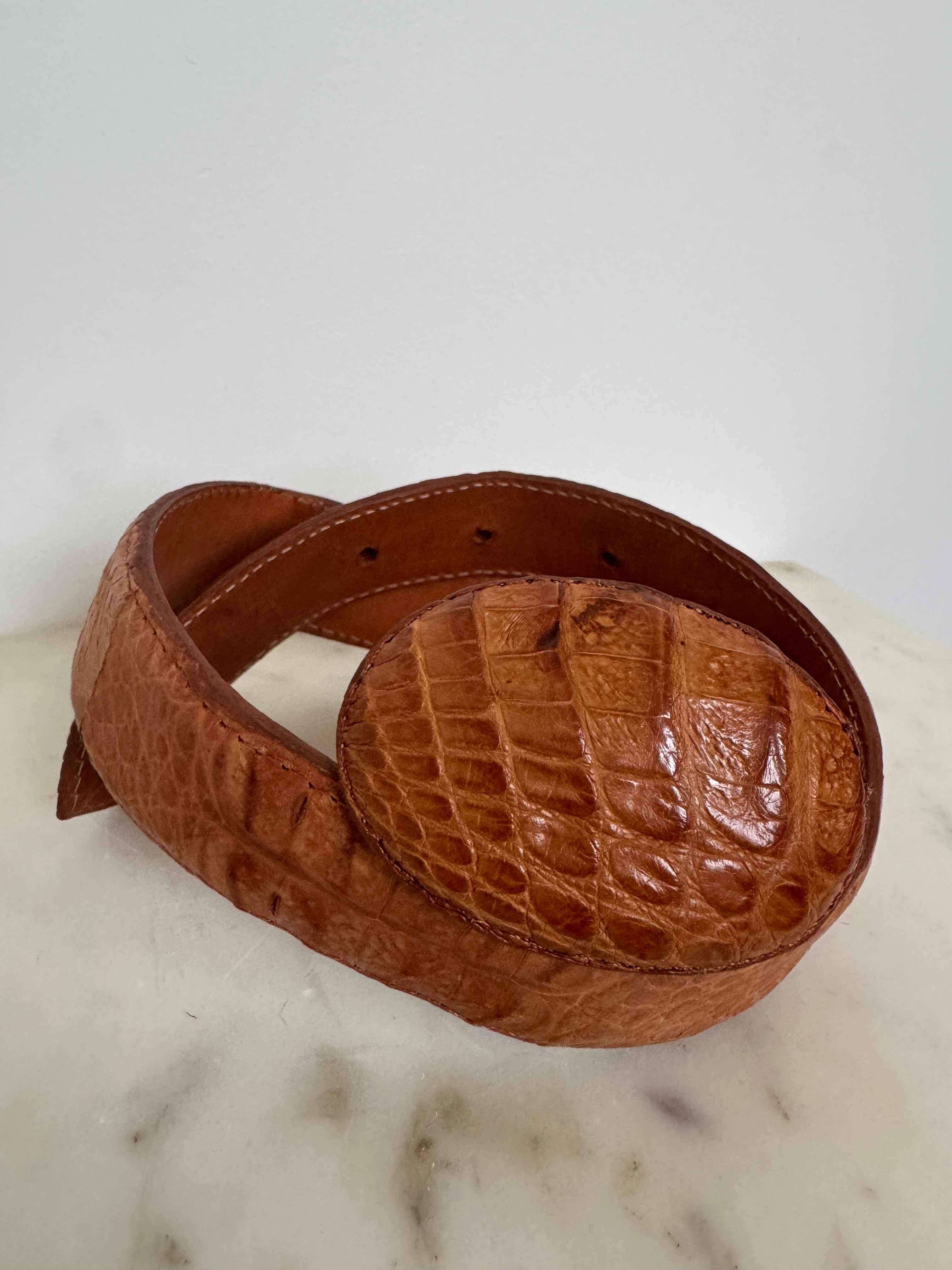 Oval Buckle Belt | Belts