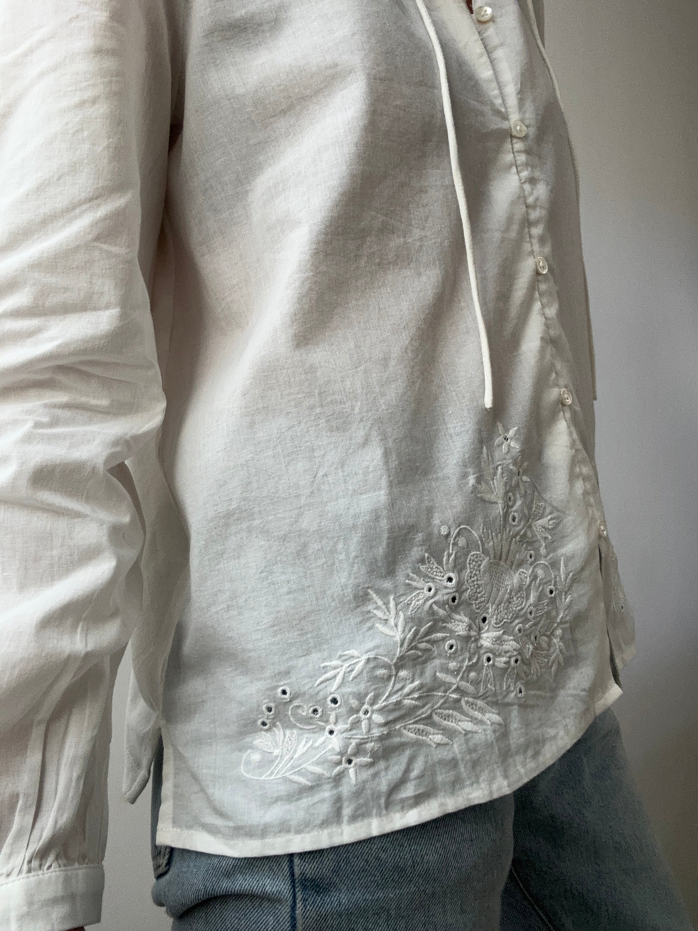 Future Nomads Blouses Light Cotton Embroidered Blouse White