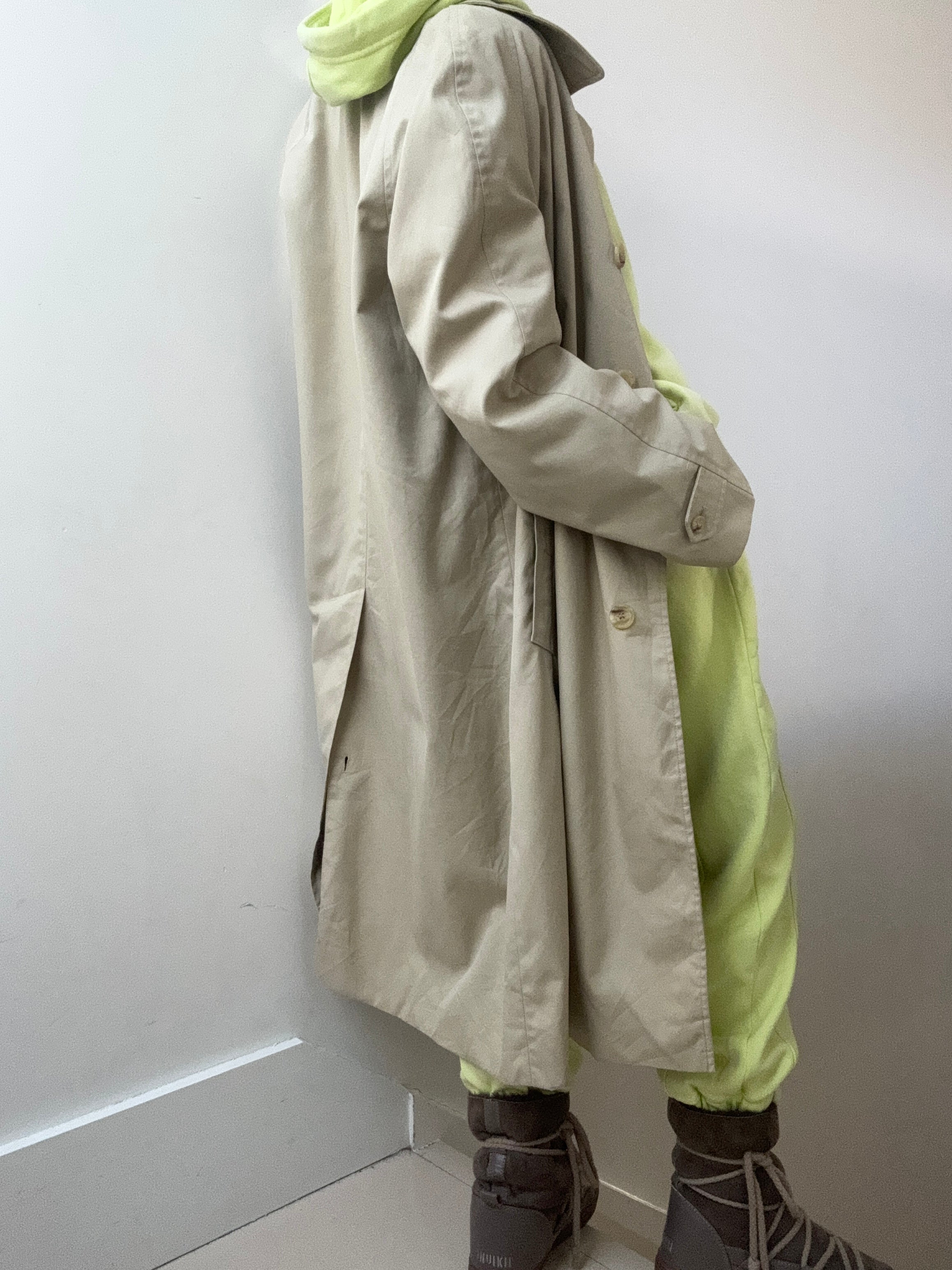 Future Nomads Coats Large Vintage Burberry Trench