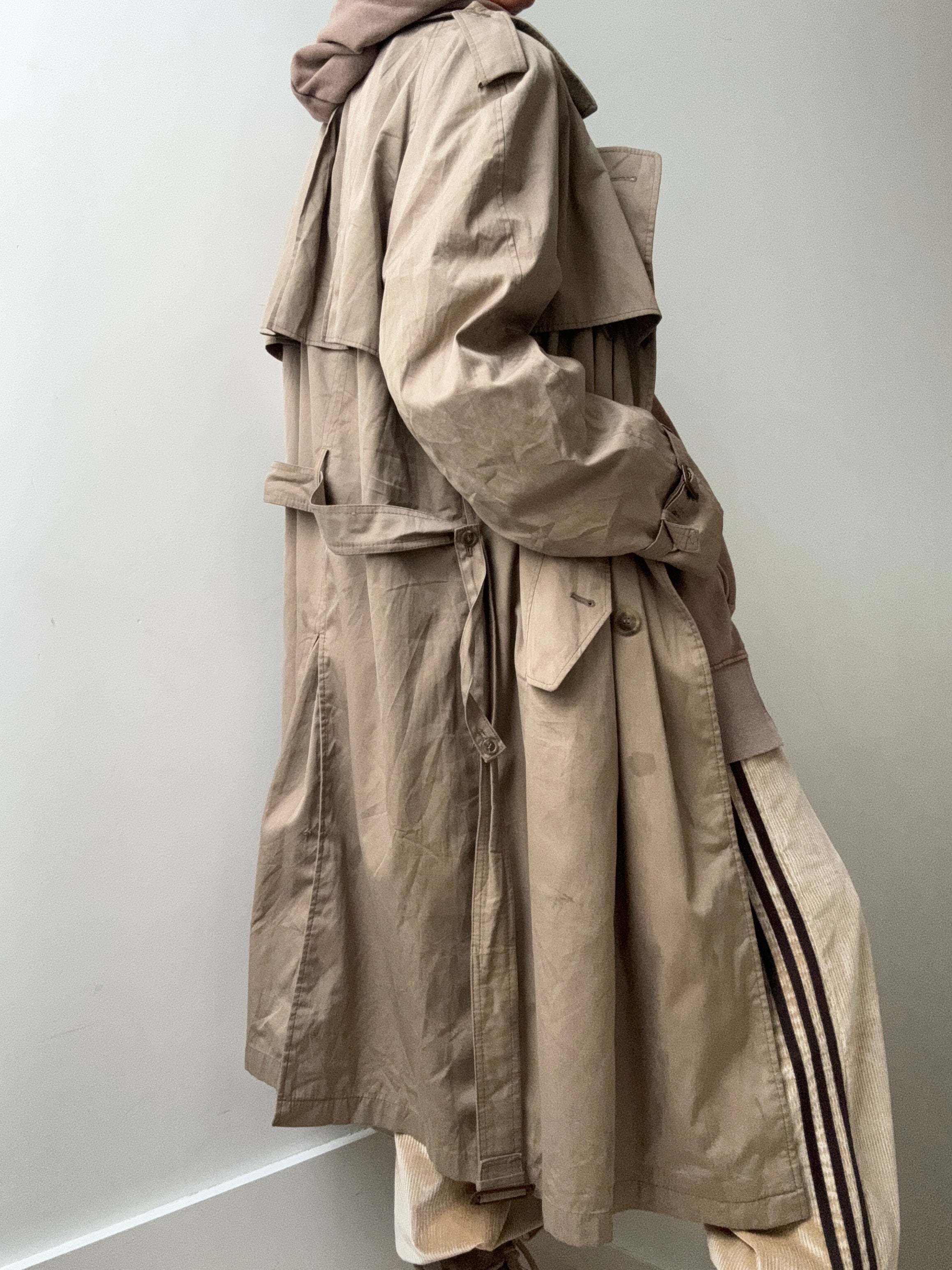 Classic Burberry Style Vintage Trenchcoat Jetsetbohemian