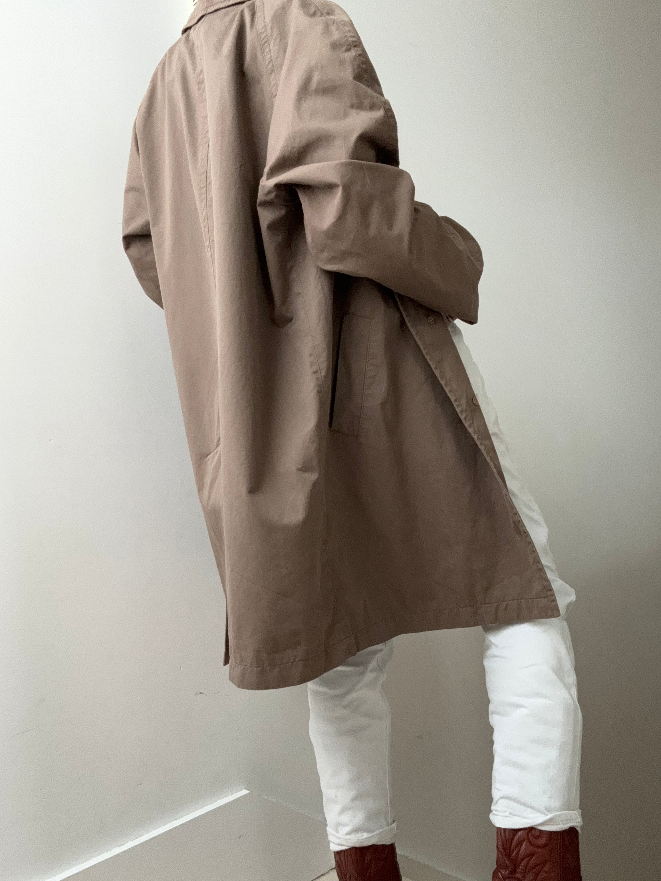 Future Nomads Coats Medium-Large Tan Burberry Trenchcoat