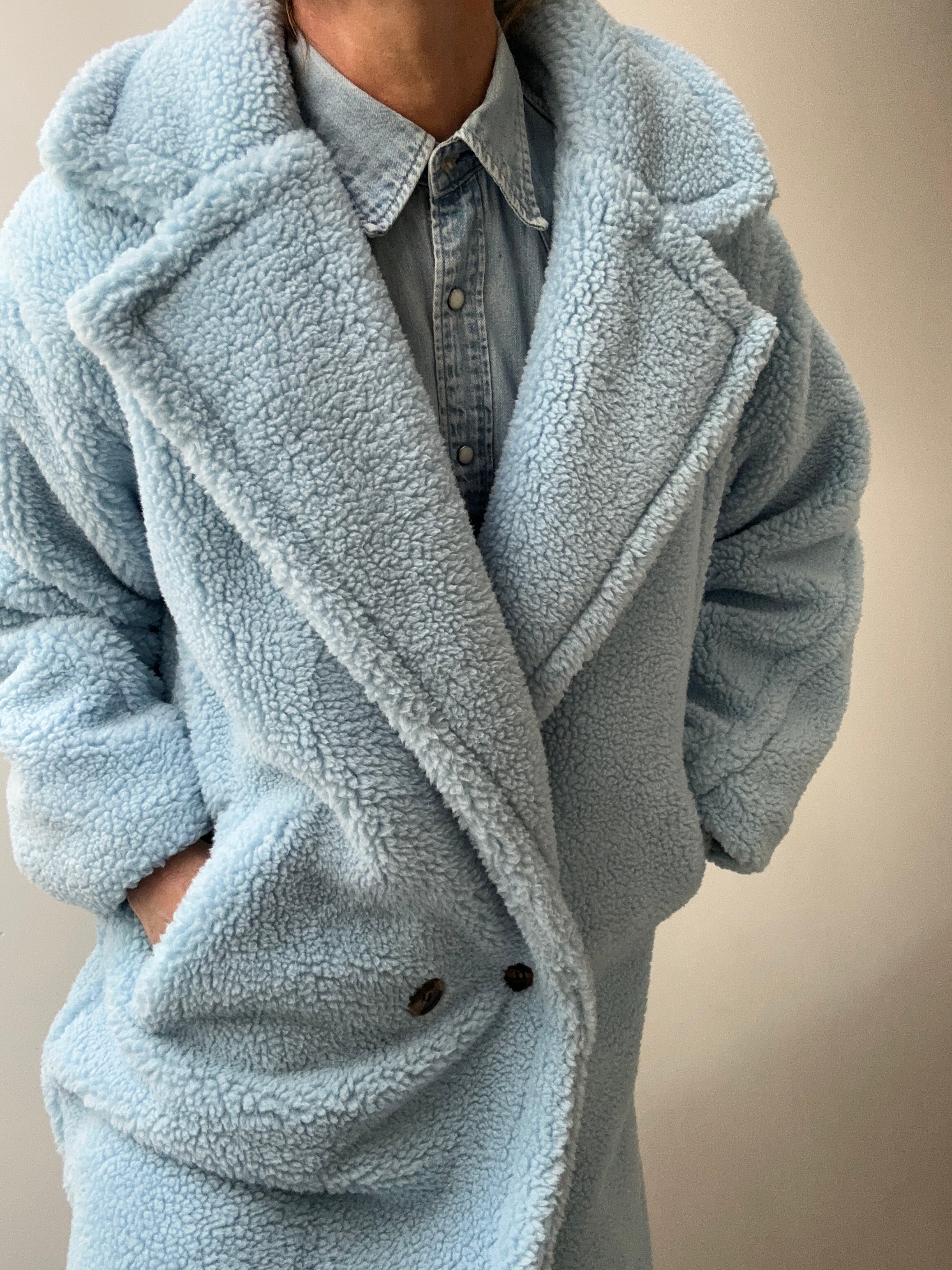 Future Nomads Coats One Size Blue Teddy Coat