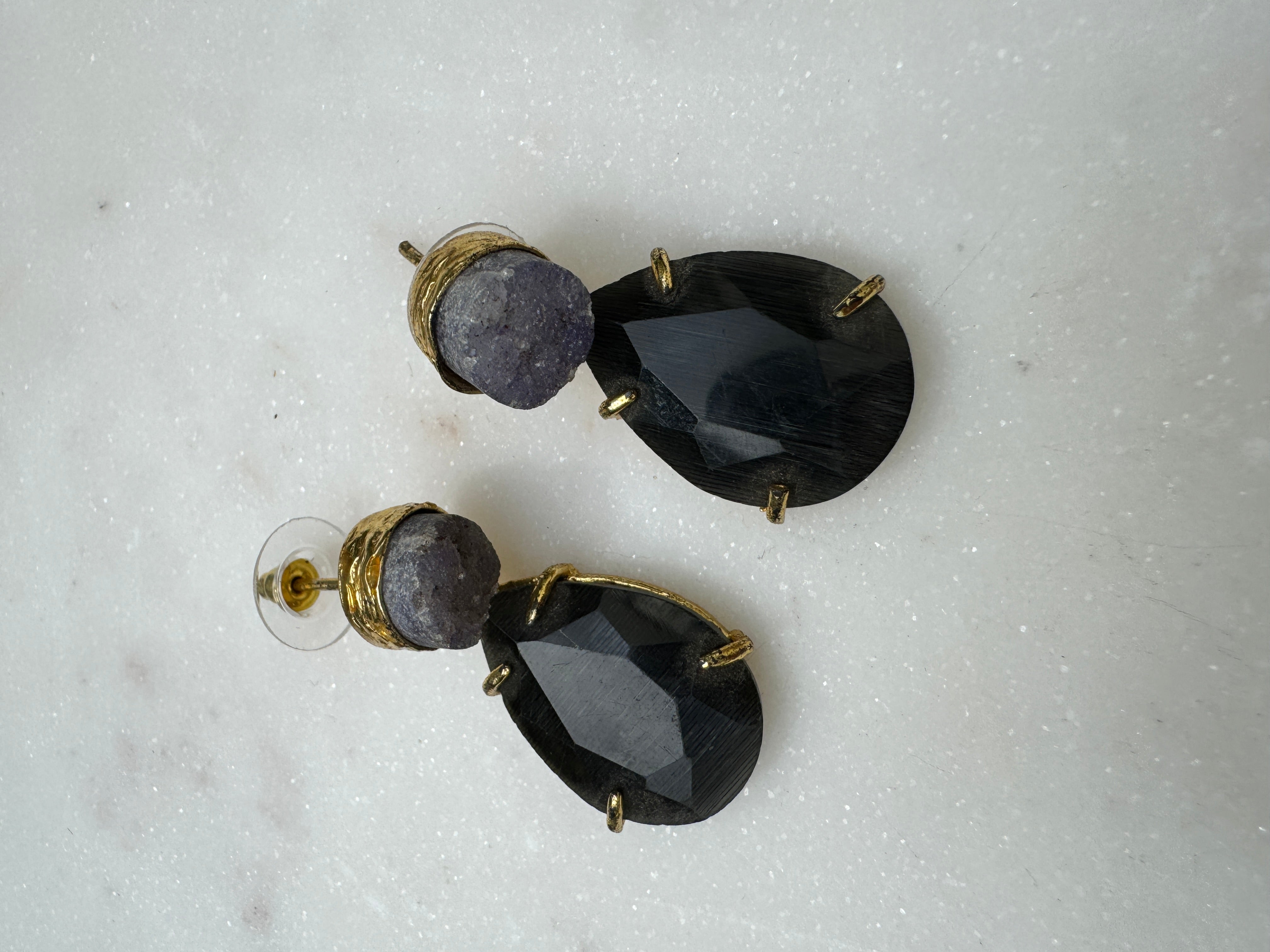 Future Nomads Earrings Calcite & Crystal Earrings Black