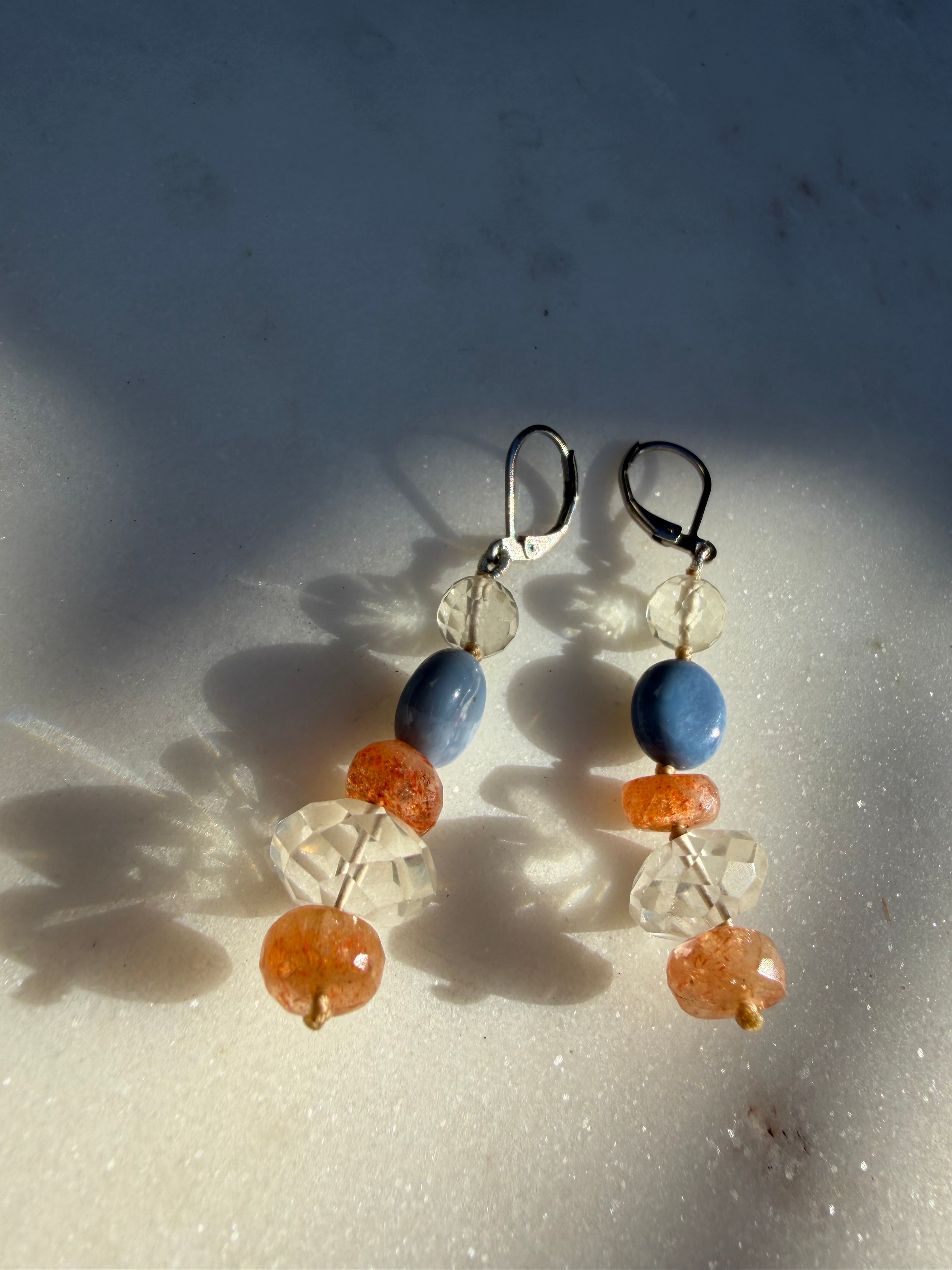 Future Nomads Earrings Nomad Drops Blush Aura