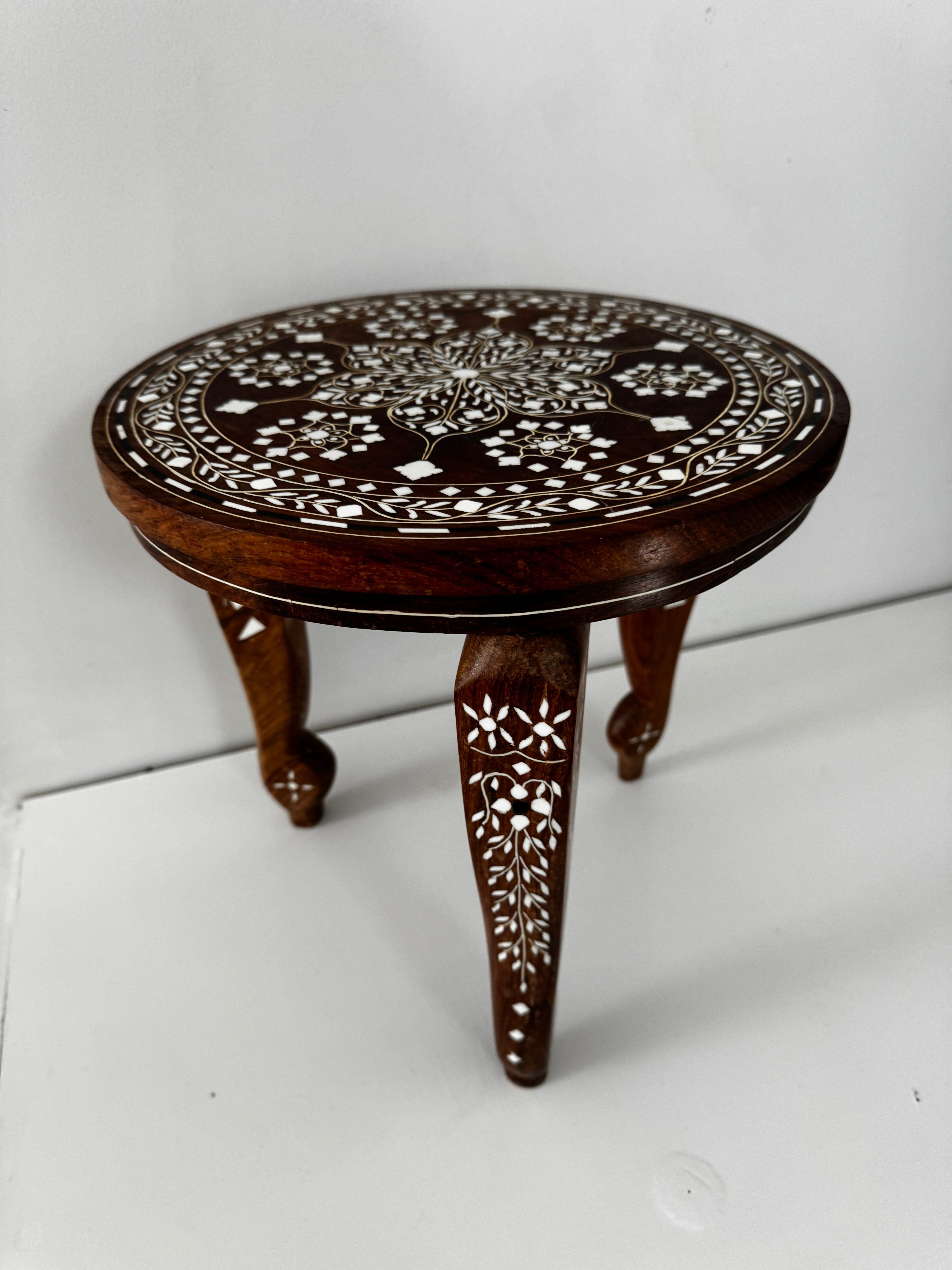 Rosewood Inlay Table Round | Homewares