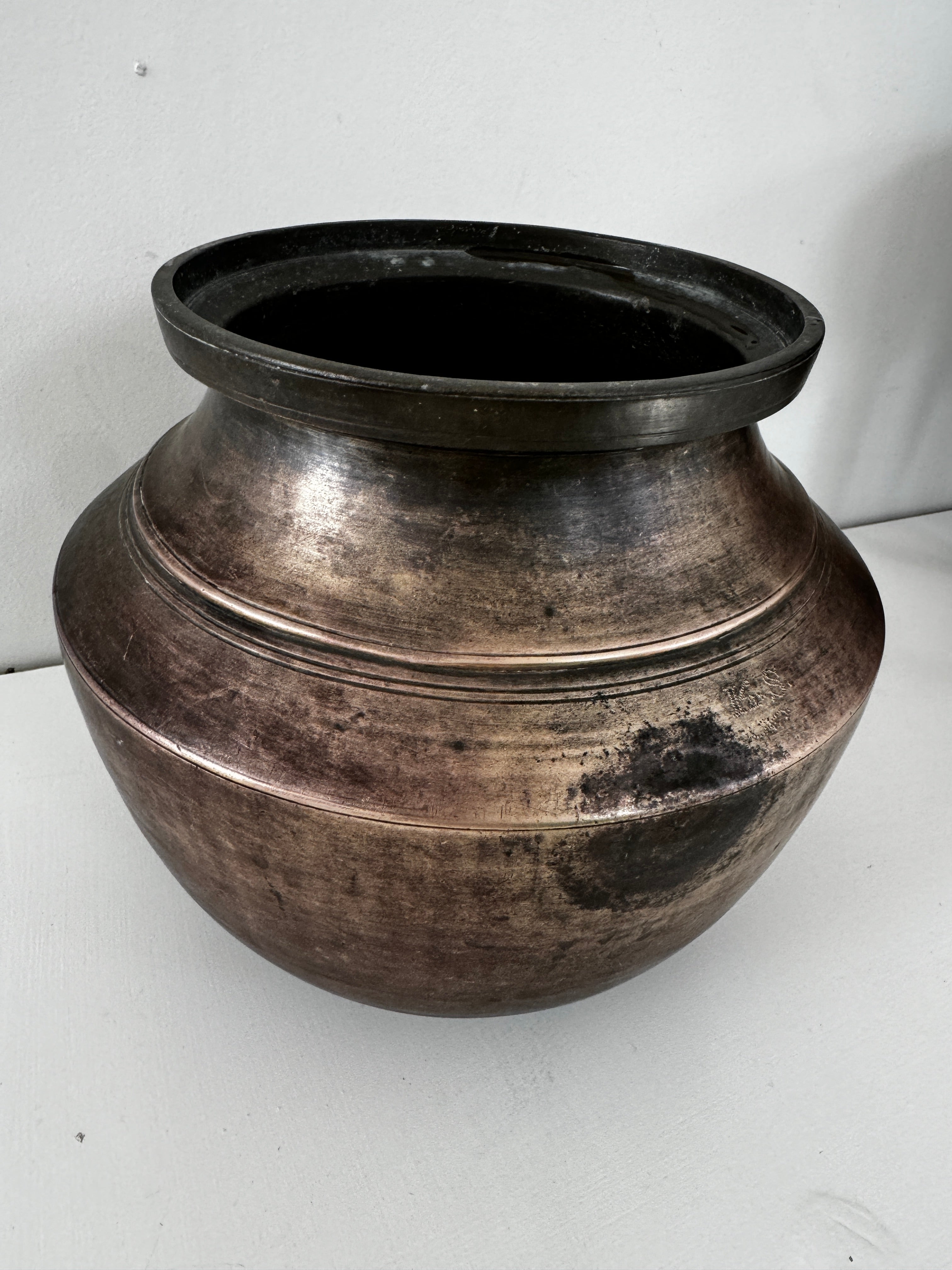 Vintage Brass Pot | Homewares