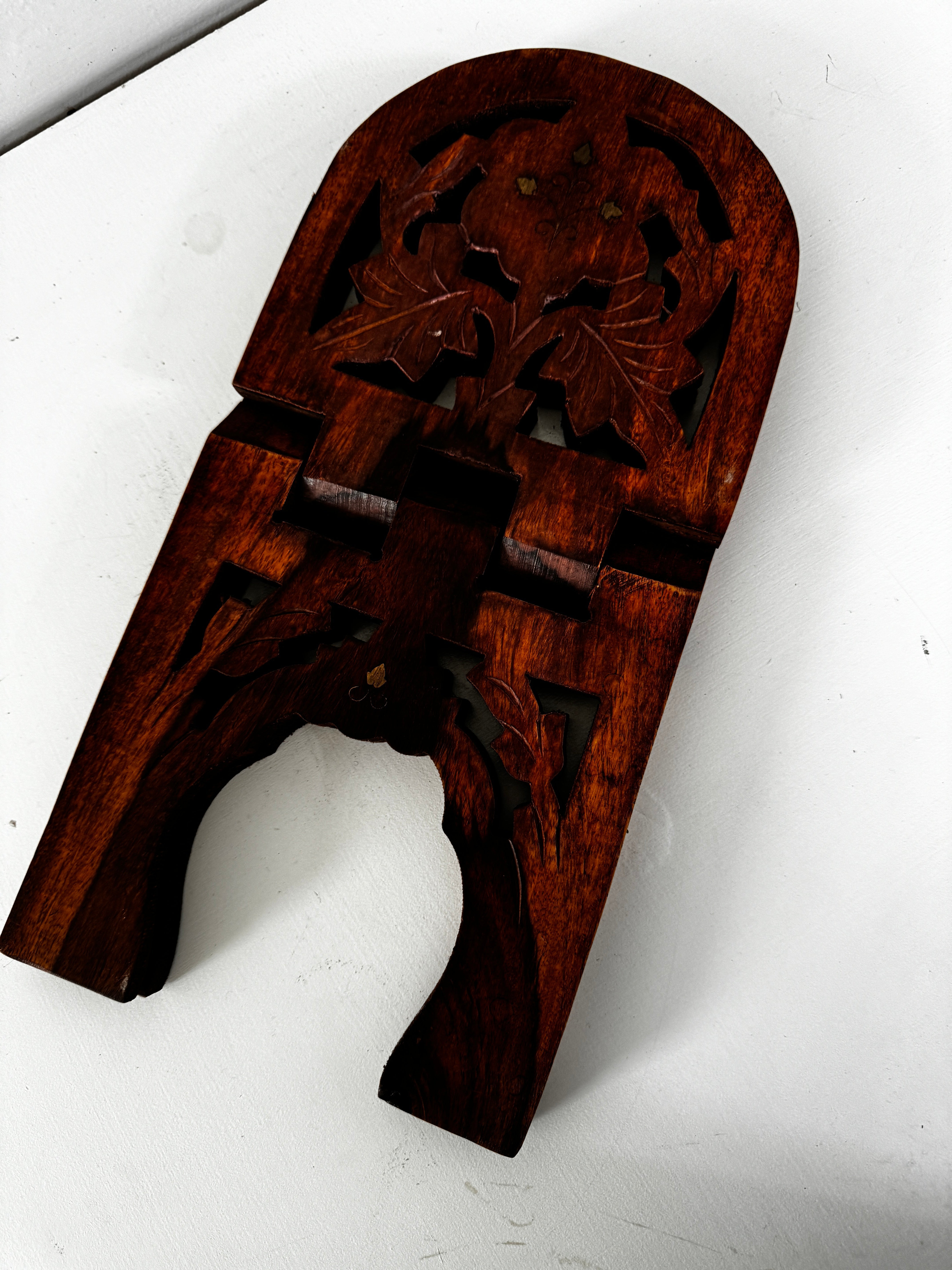 Future Nomads Homewares Wood Carved Book Stand