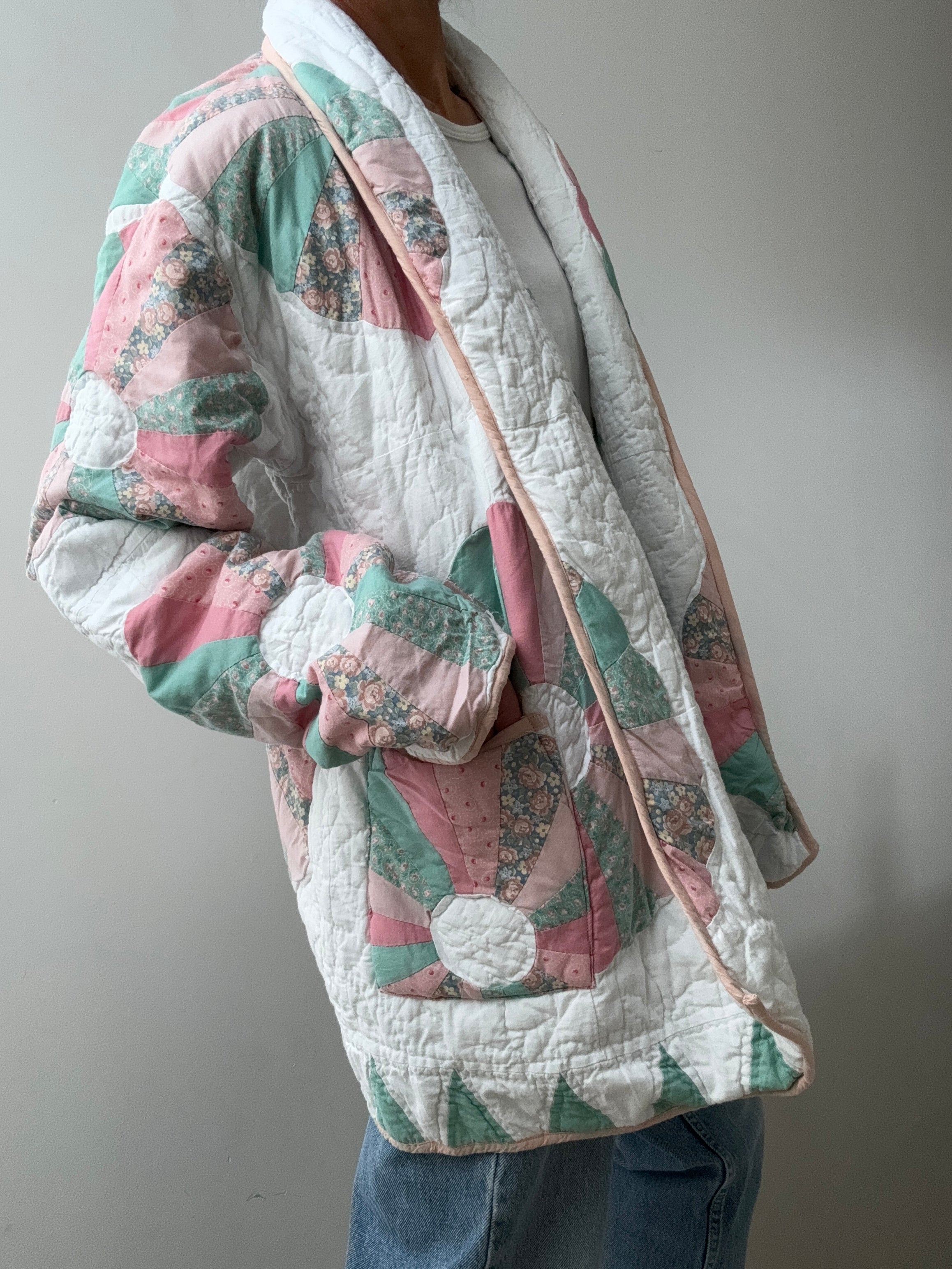 Future Nomads Jackets Free Size / Pink-White Upcycled Quilt Jacket Pink Flower