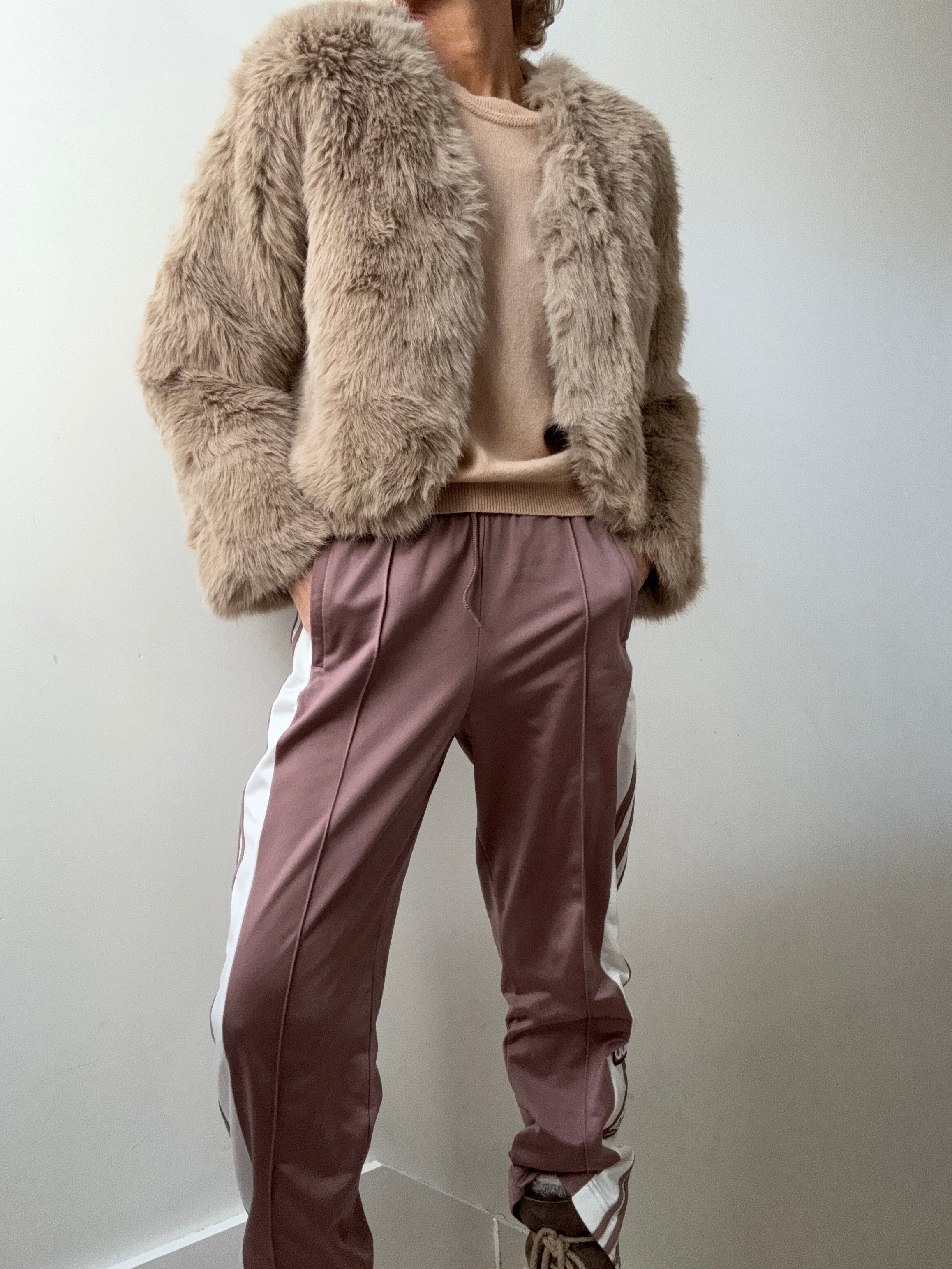 Future Nomads Jackets Medium Cropped Latte Fur