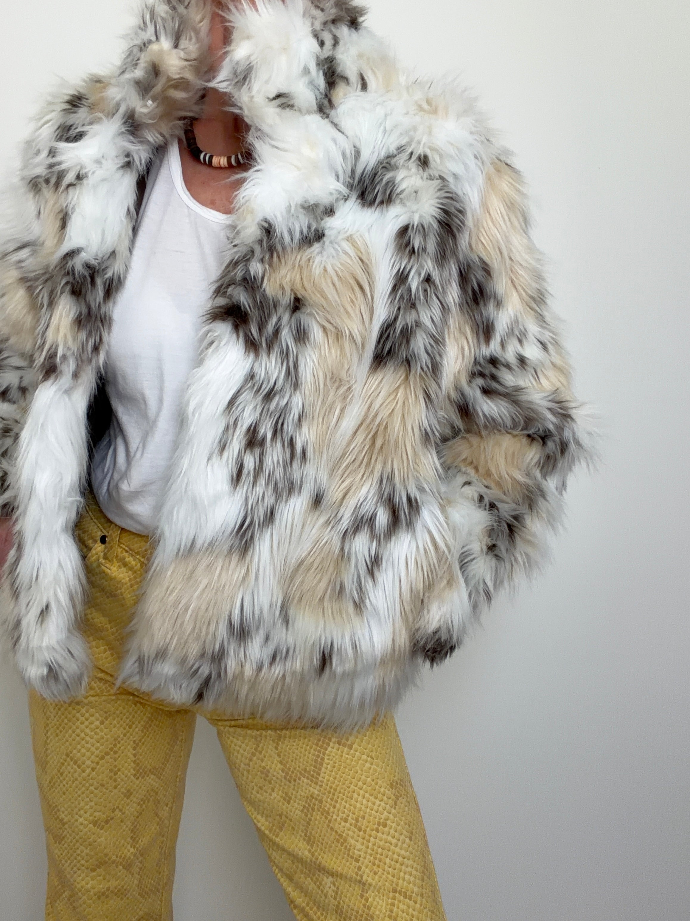 Future Nomads Jackets Medium Into The Wild Fur Jacket