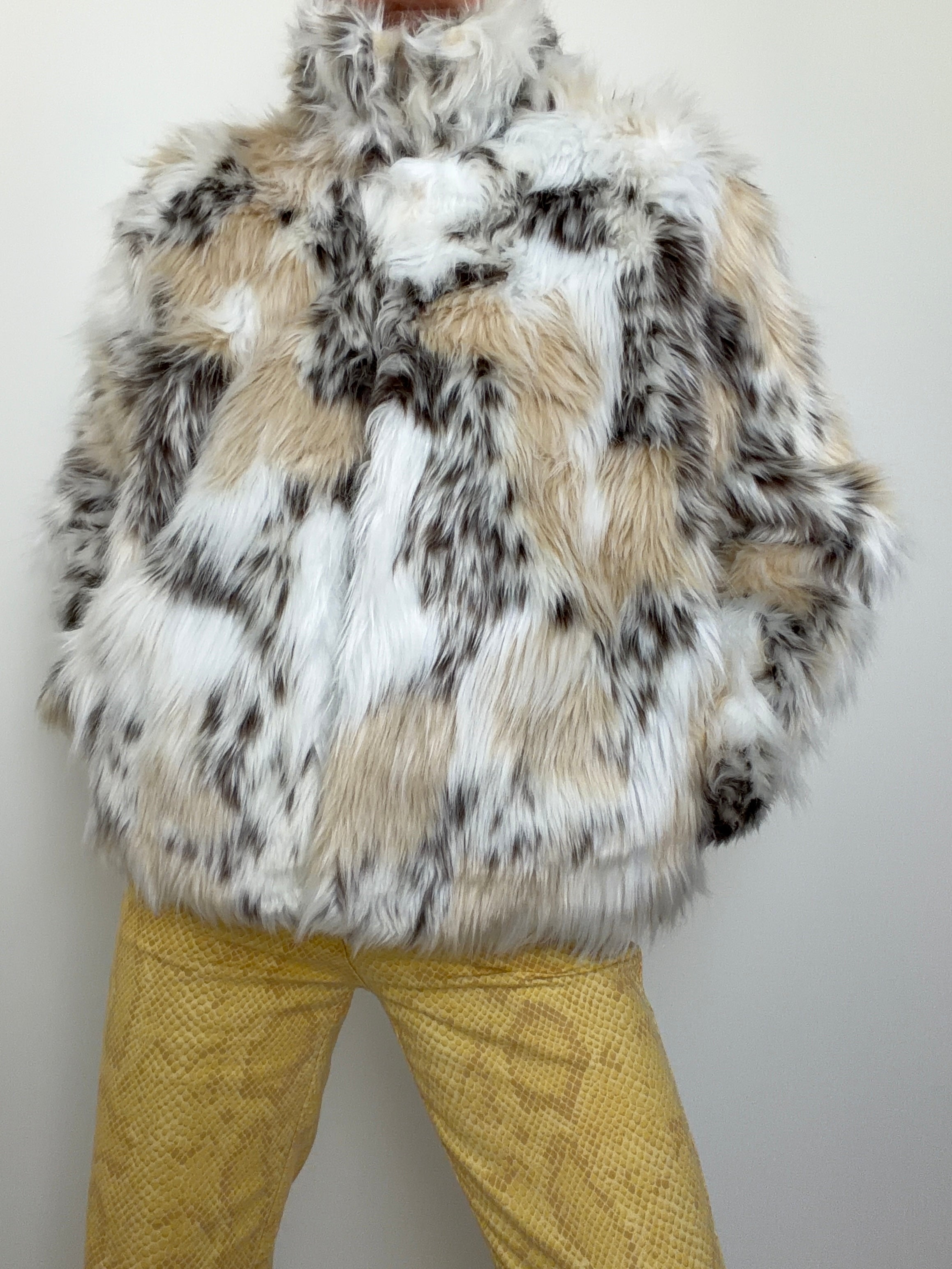 Future Nomads Jackets Medium Into The Wild Fur Jacket