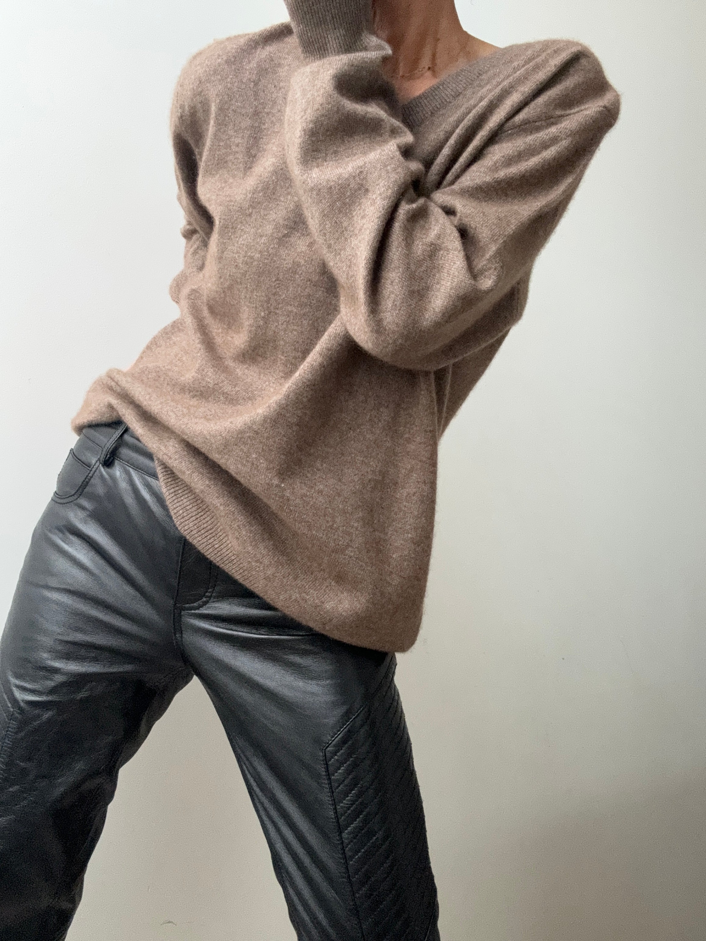 Classic Mens Cashmere V Neck Natural | Jumpers
