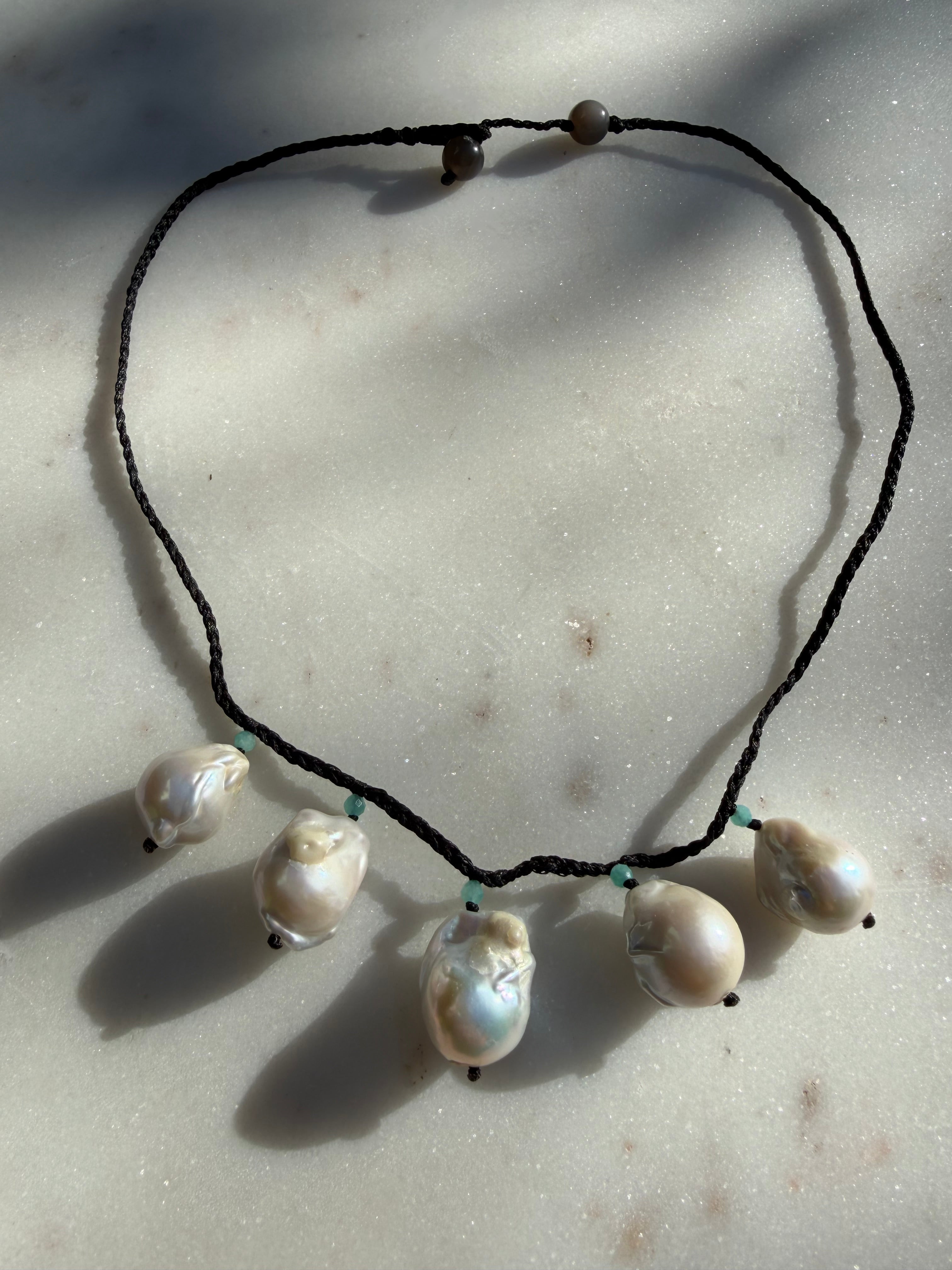 Moon Tide Pearl Necklace | Necklaces