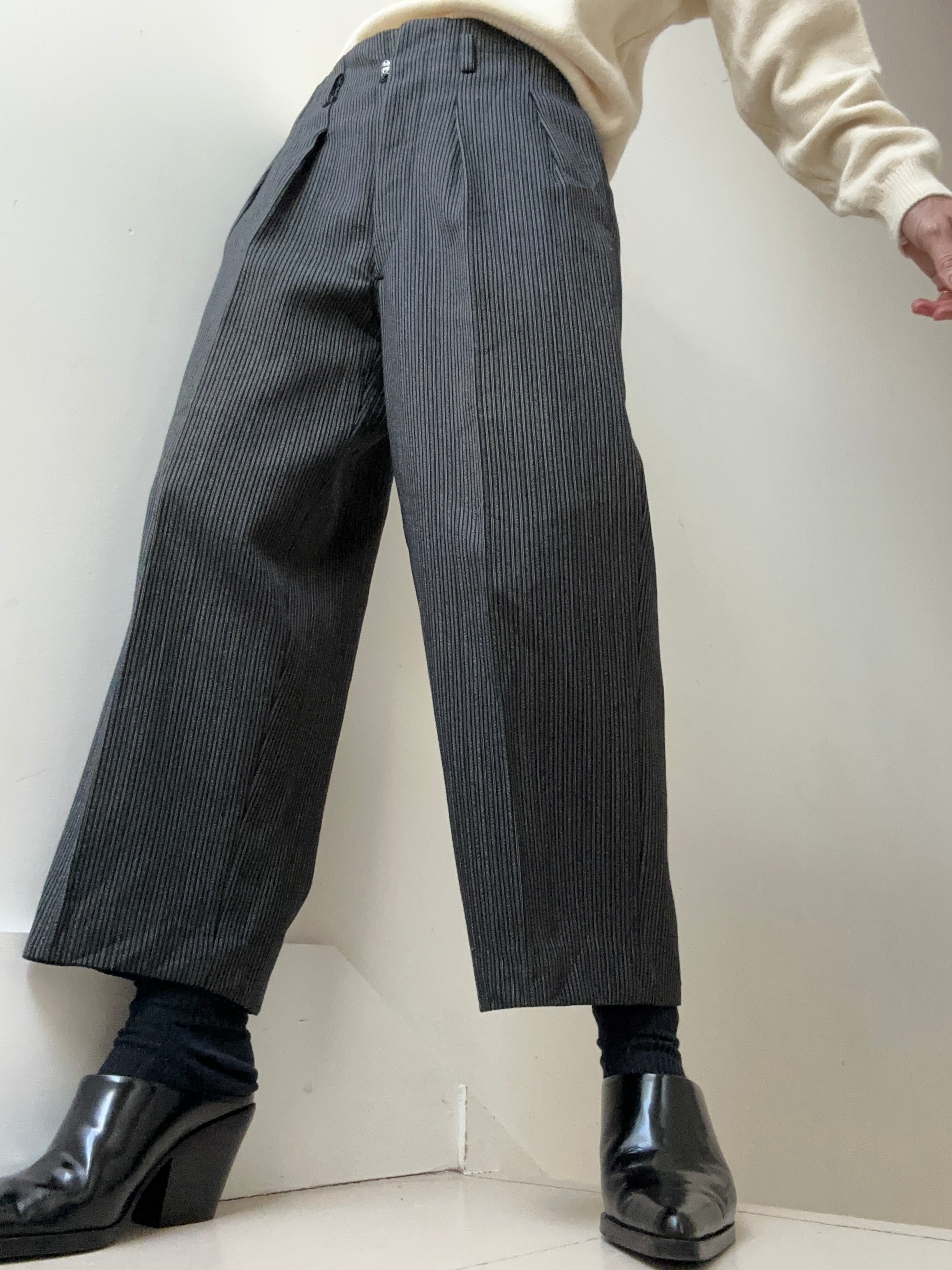 ブランド直営 NEAT Director's Trousers [Wide/Gray]