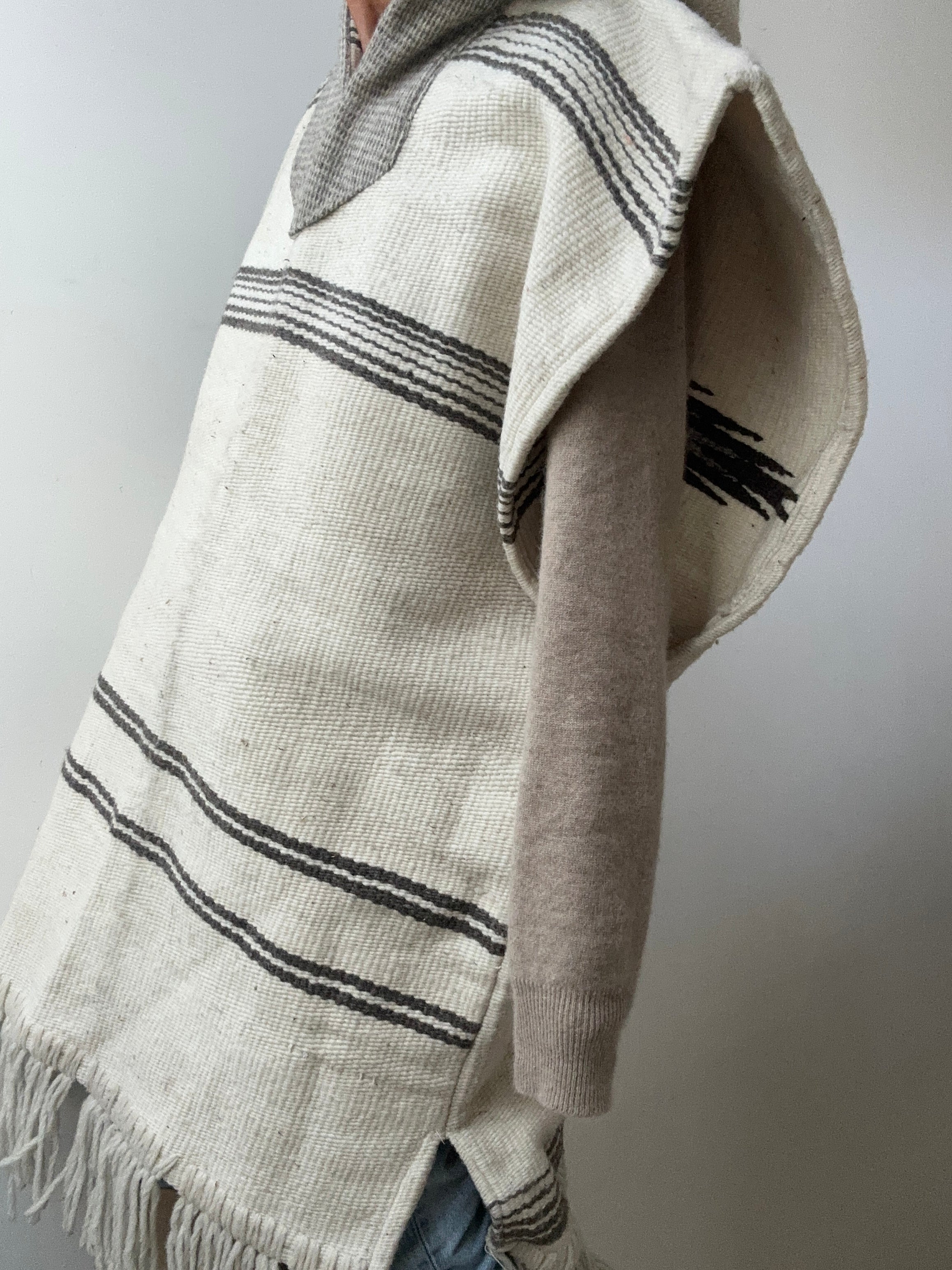 Future Nomads Ponchos Cream Wool Mexican Poncho