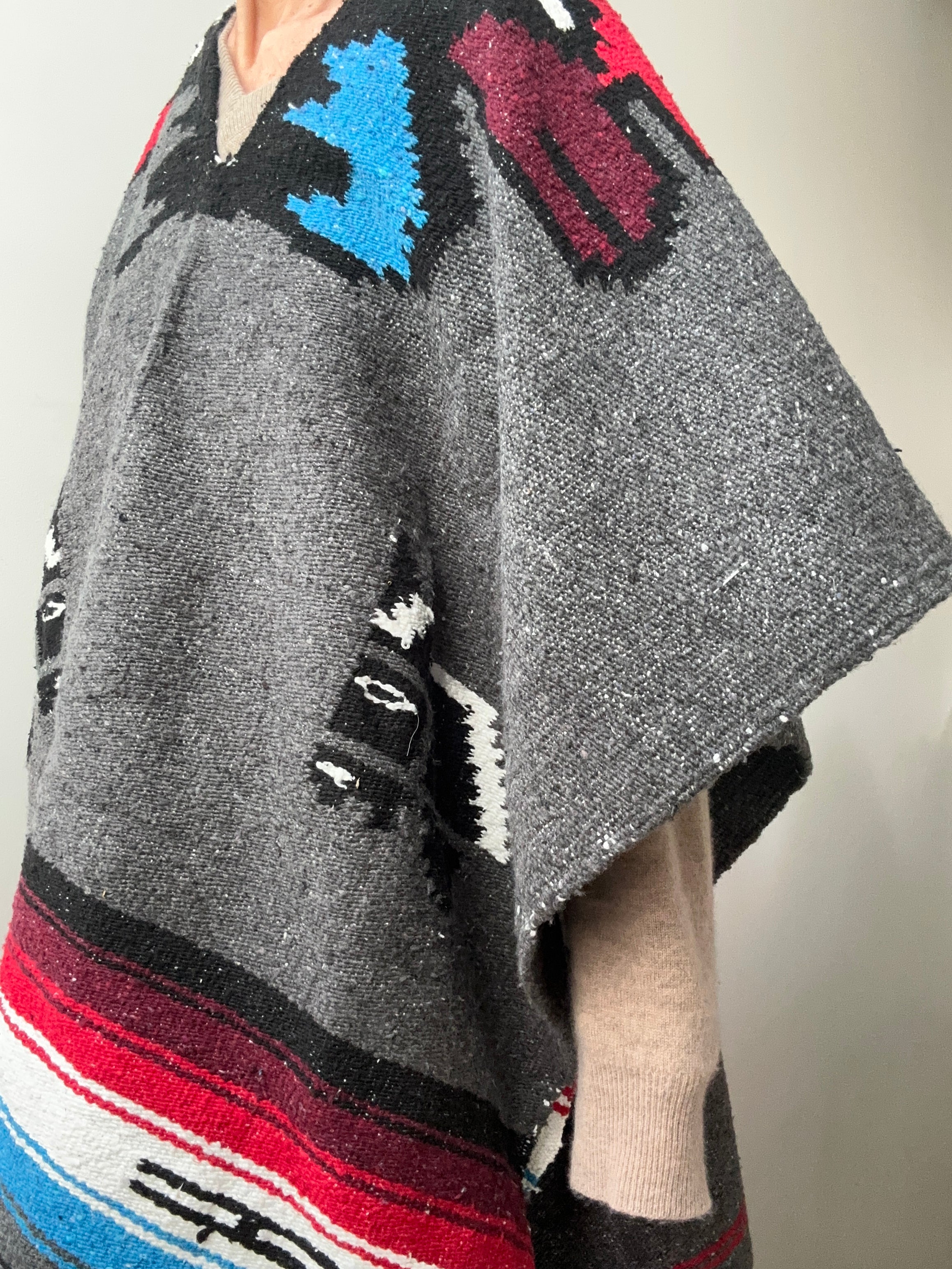Future Nomads Ponchos Grey Mexican Poncho Grey & Blue